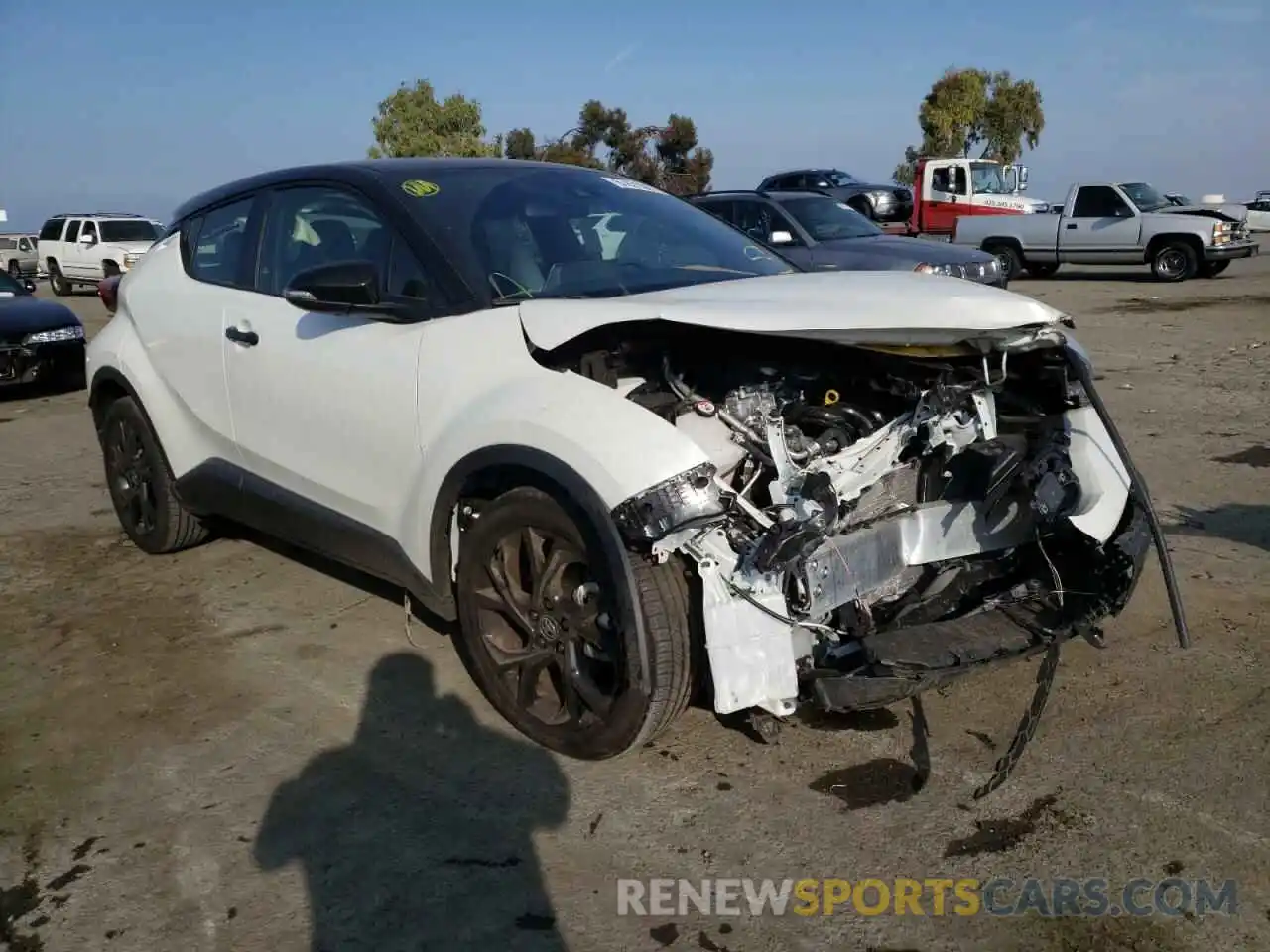 1 Photograph of a damaged car JTNKHMBX9M1117753 TOYOTA C-HR 2021