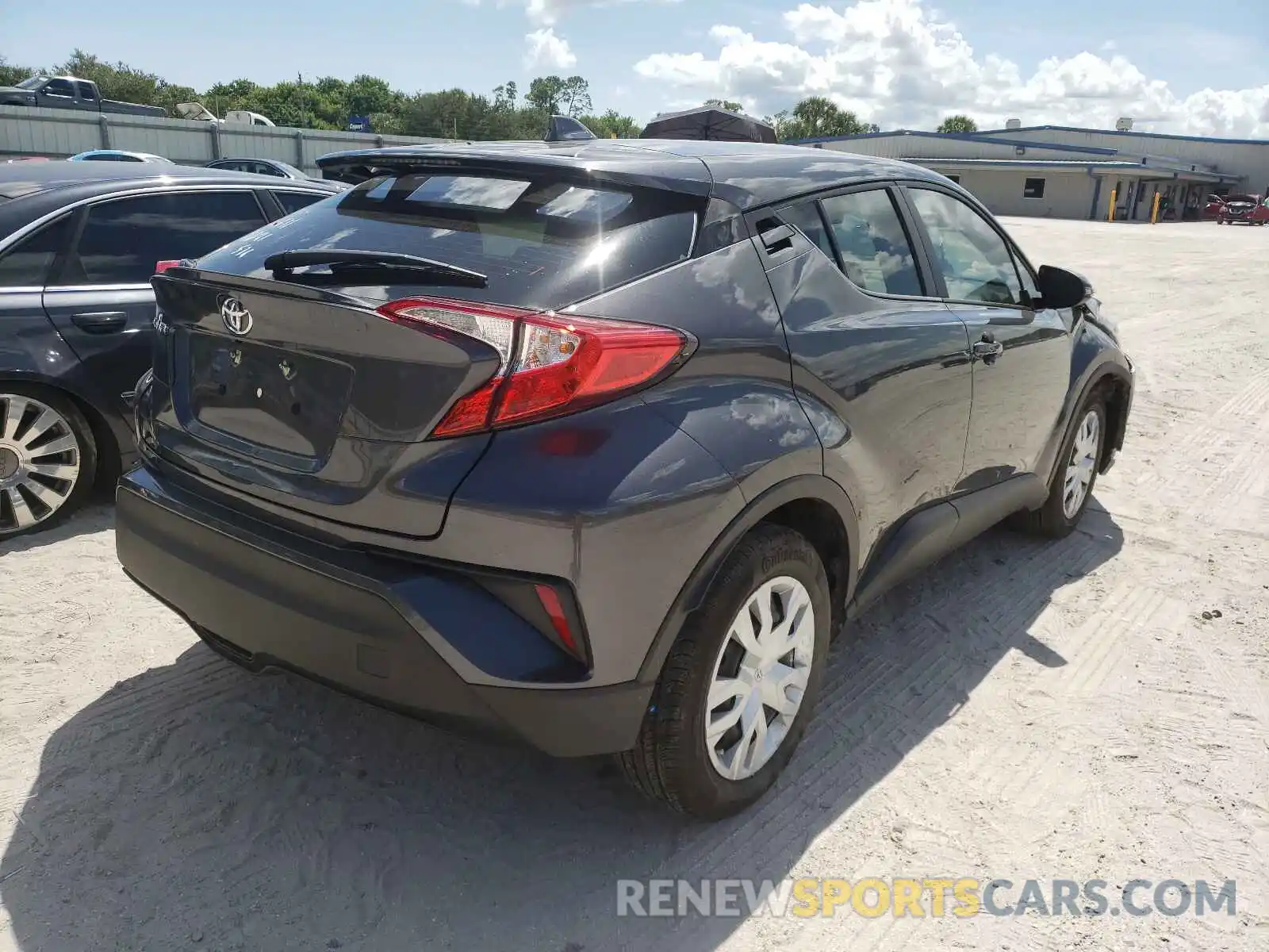 4 Photograph of a damaged car NMTKHMBX0MR122586 TOYOTA C-HR 2021