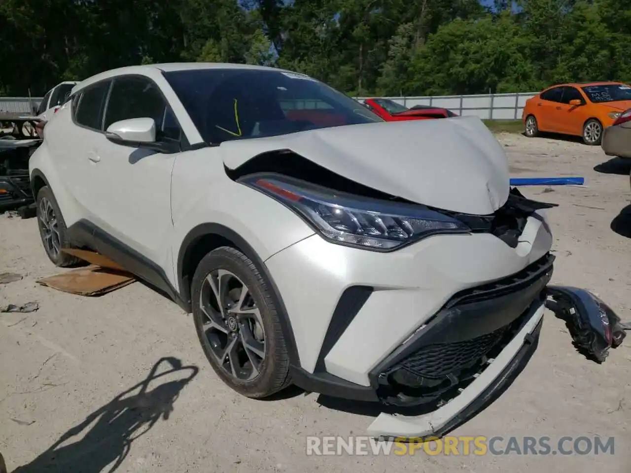 1 Photograph of a damaged car NMTKHMBX0MR123995 TOYOTA C-HR 2021