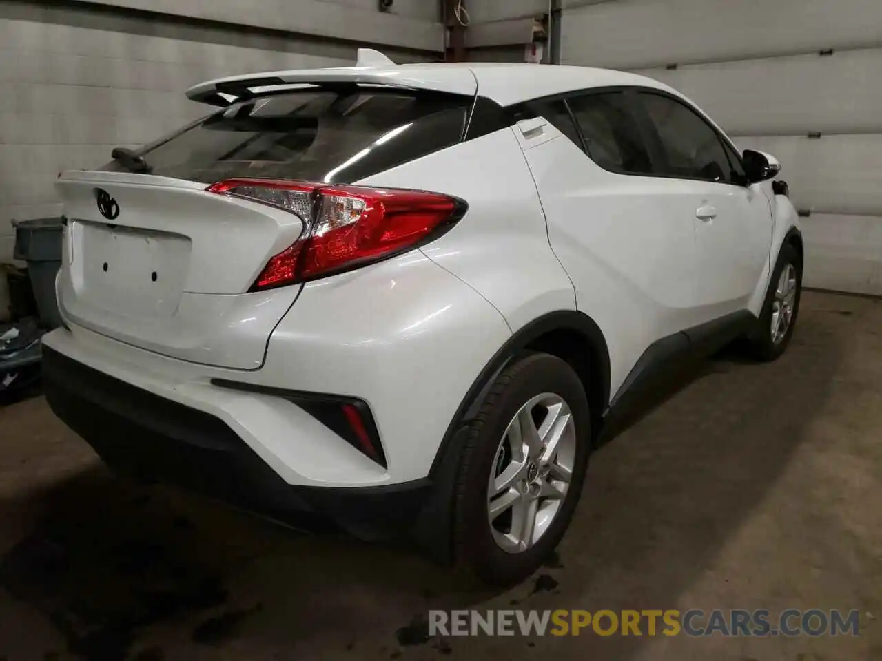 4 Photograph of a damaged car NMTKHMBX0MR131725 TOYOTA C-HR 2021