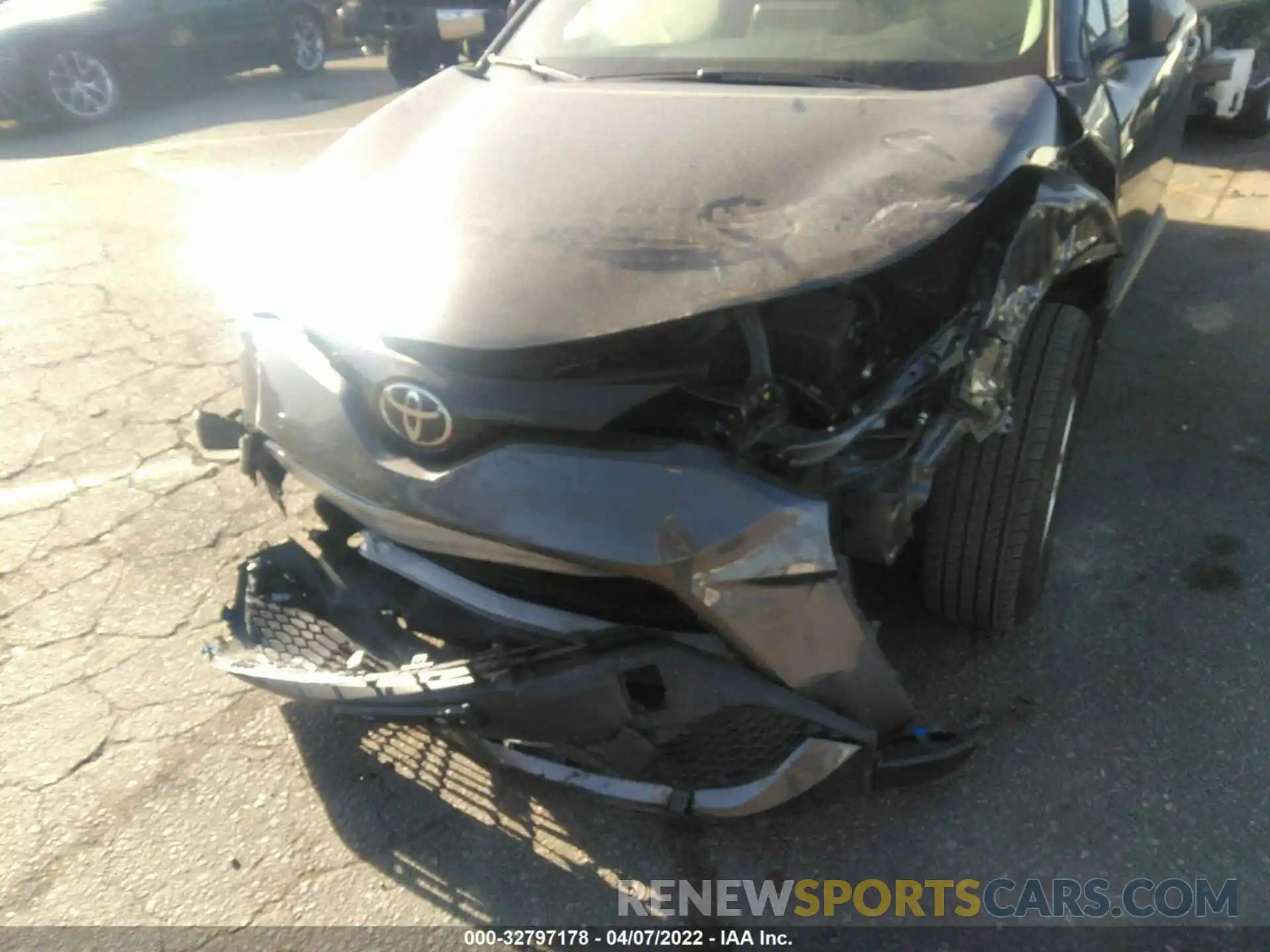 6 Photograph of a damaged car NMTKHMBX0MR135466 TOYOTA C-HR 2021