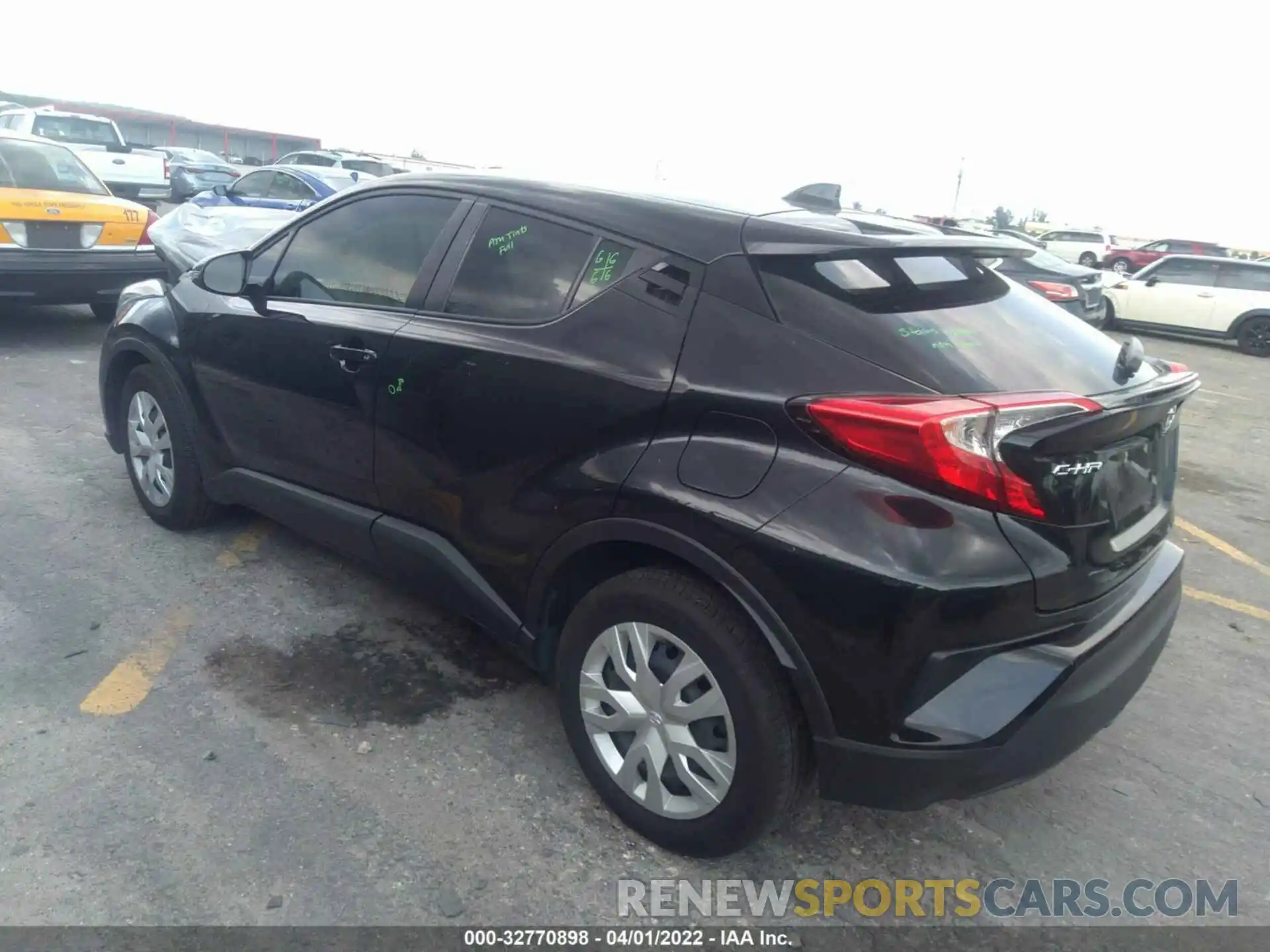 3 Photograph of a damaged car NMTKHMBX1MR125402 TOYOTA C-HR 2021