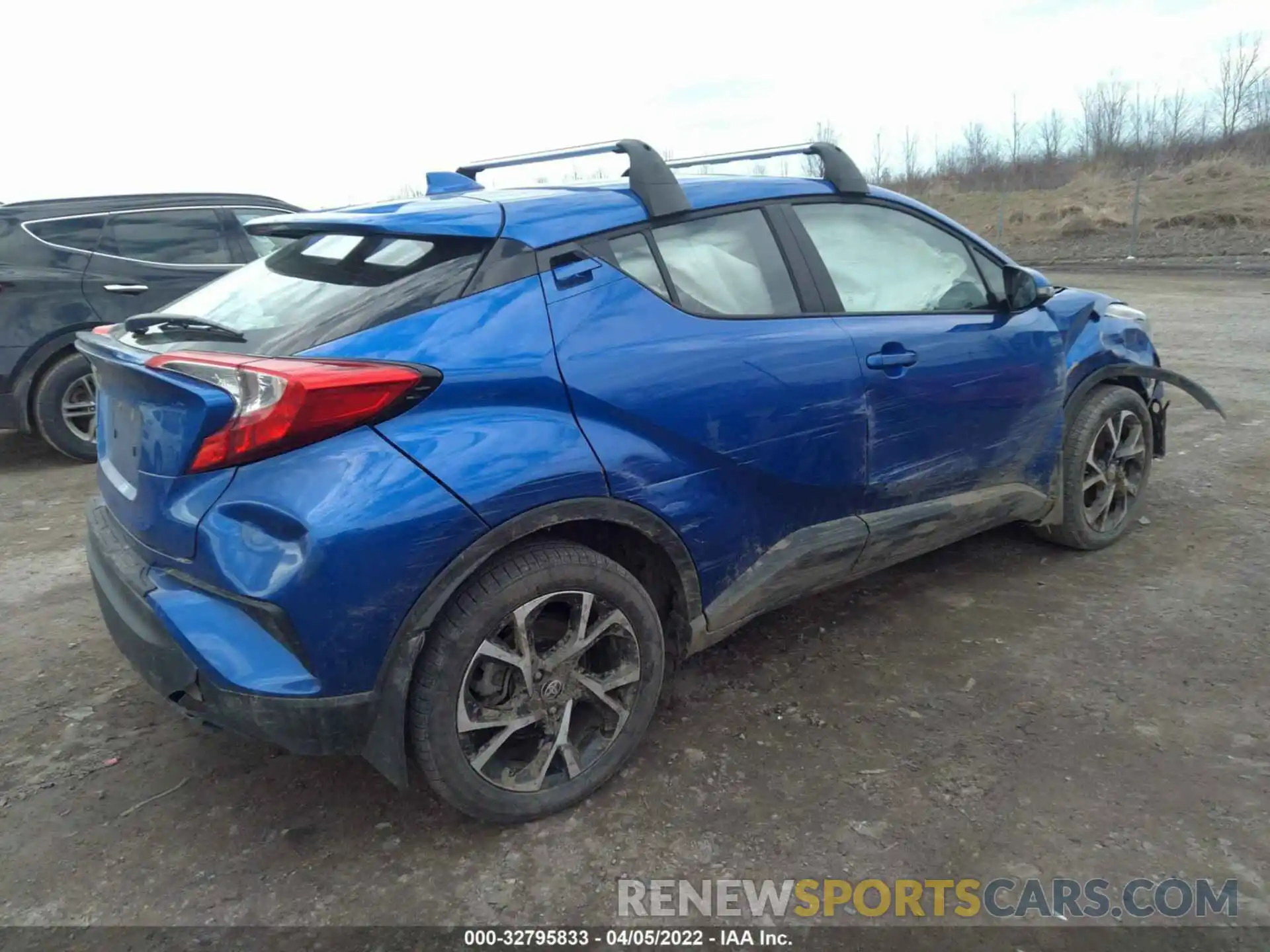 4 Photograph of a damaged car NMTKHMBX1MR135413 TOYOTA C-HR 2021