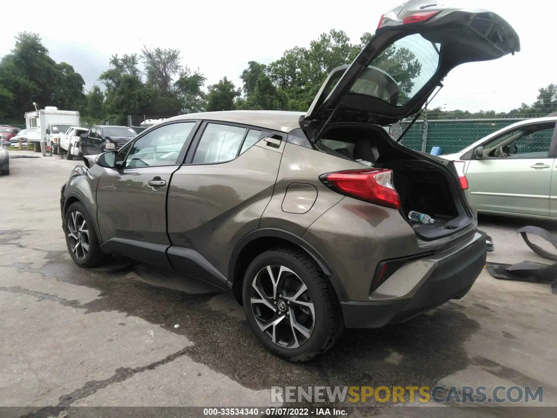 3 Photograph of a damaged car NMTKHMBX1MR136464 TOYOTA C-HR 2021