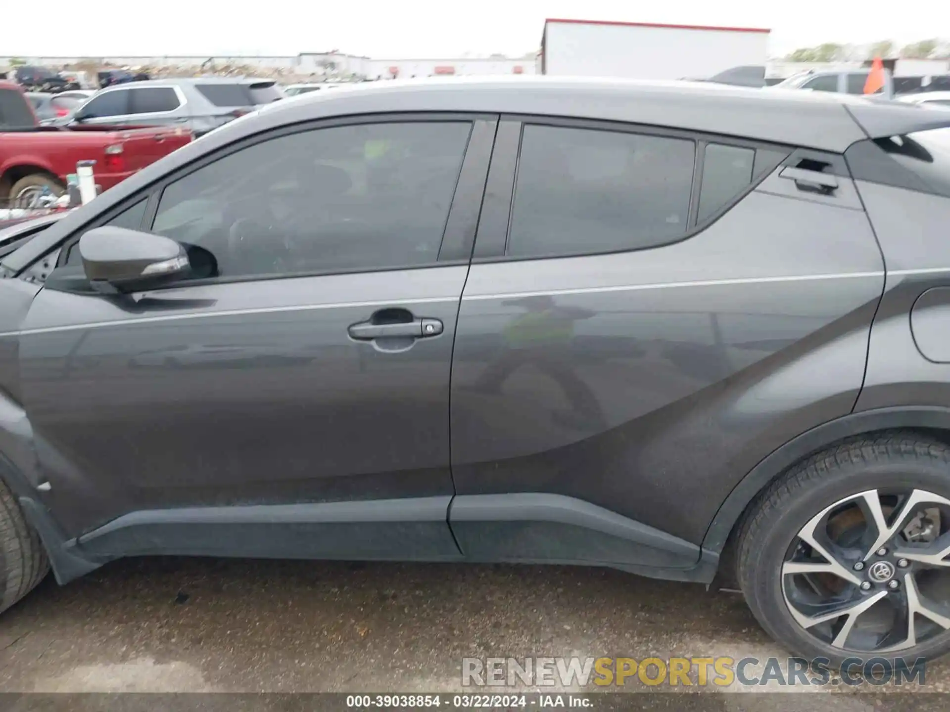 14 Photograph of a damaged car NMTKHMBX1MR139462 TOYOTA C-HR 2021