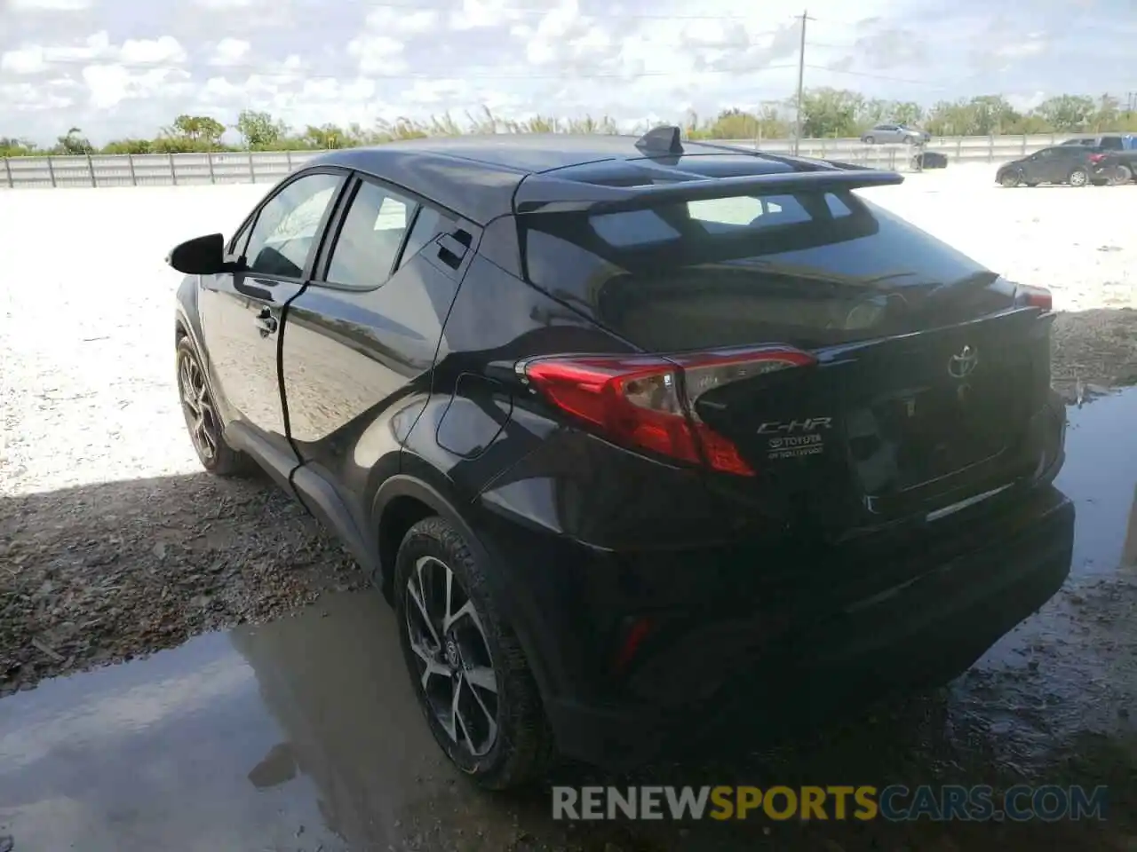 3 Photograph of a damaged car NMTKHMBX1MR139672 TOYOTA C-HR 2021