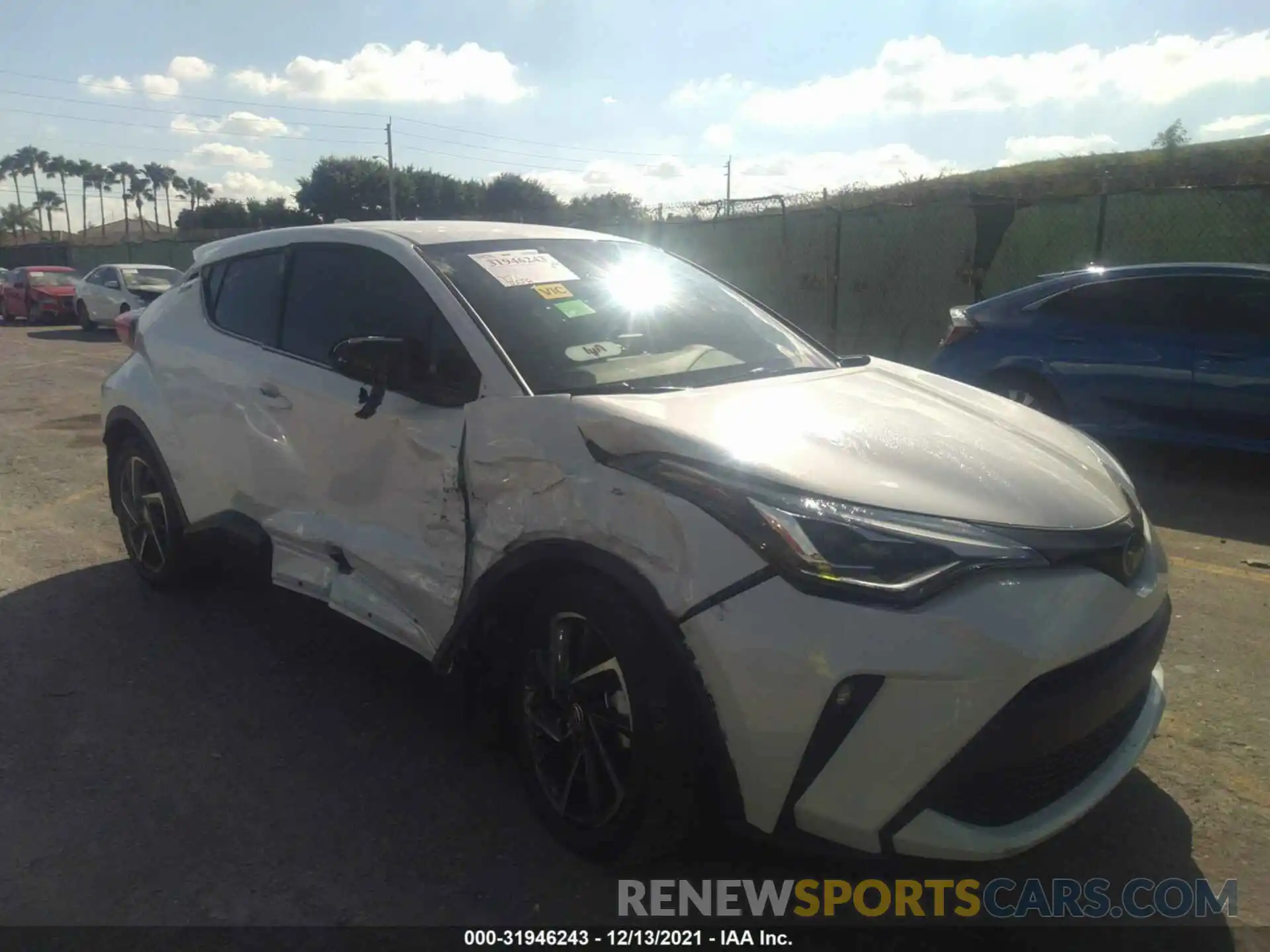 1 Photograph of a damaged car NMTKHMBX2MR135257 TOYOTA C-HR 2021