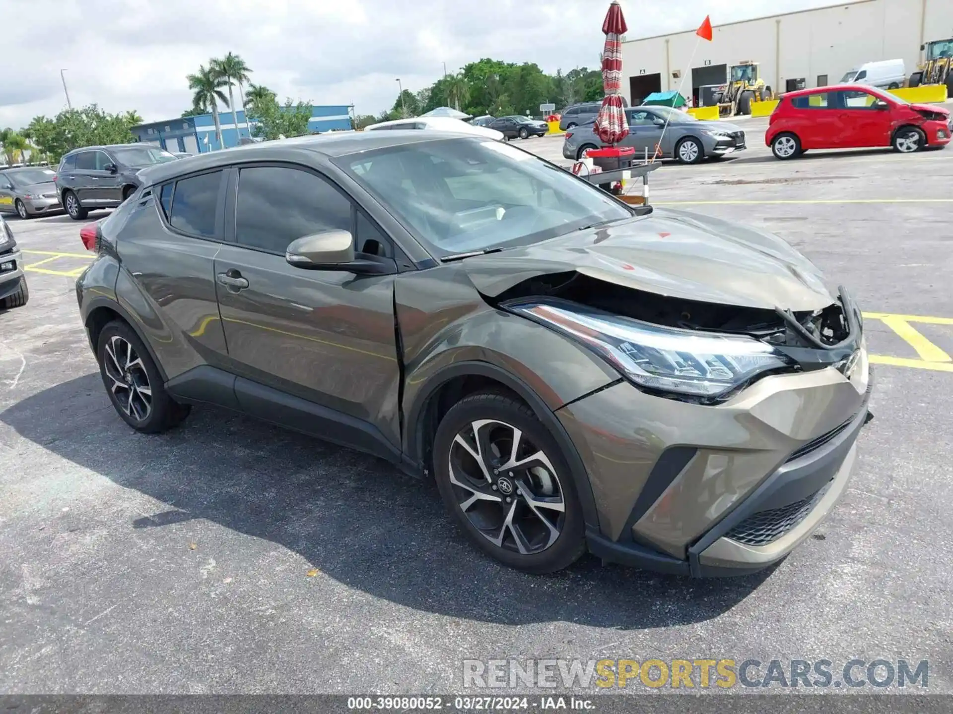 1 Photograph of a damaged car NMTKHMBX2MR135341 TOYOTA C-HR 2021