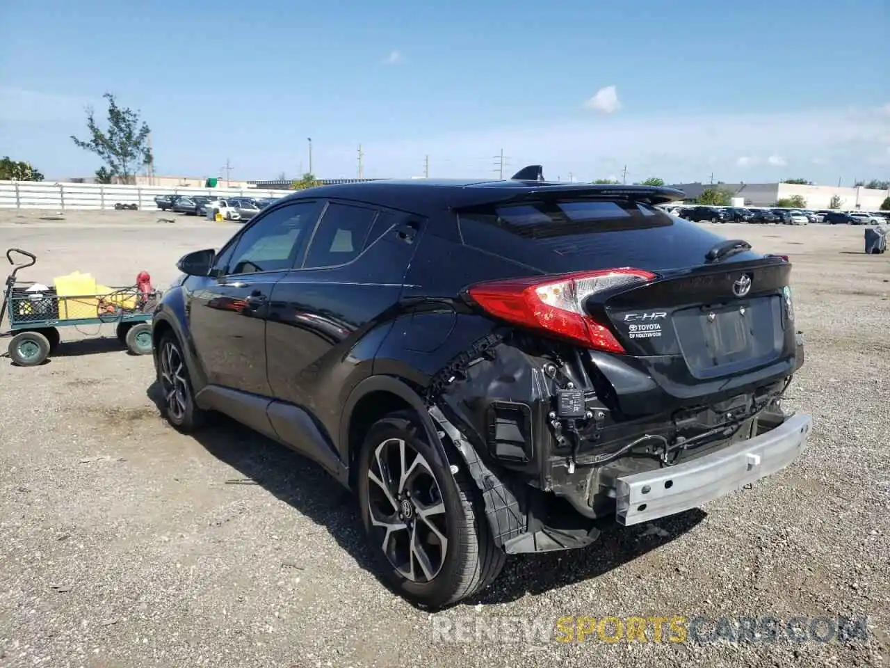 3 Photograph of a damaged car NMTKHMBX3MR122095 TOYOTA C-HR 2021