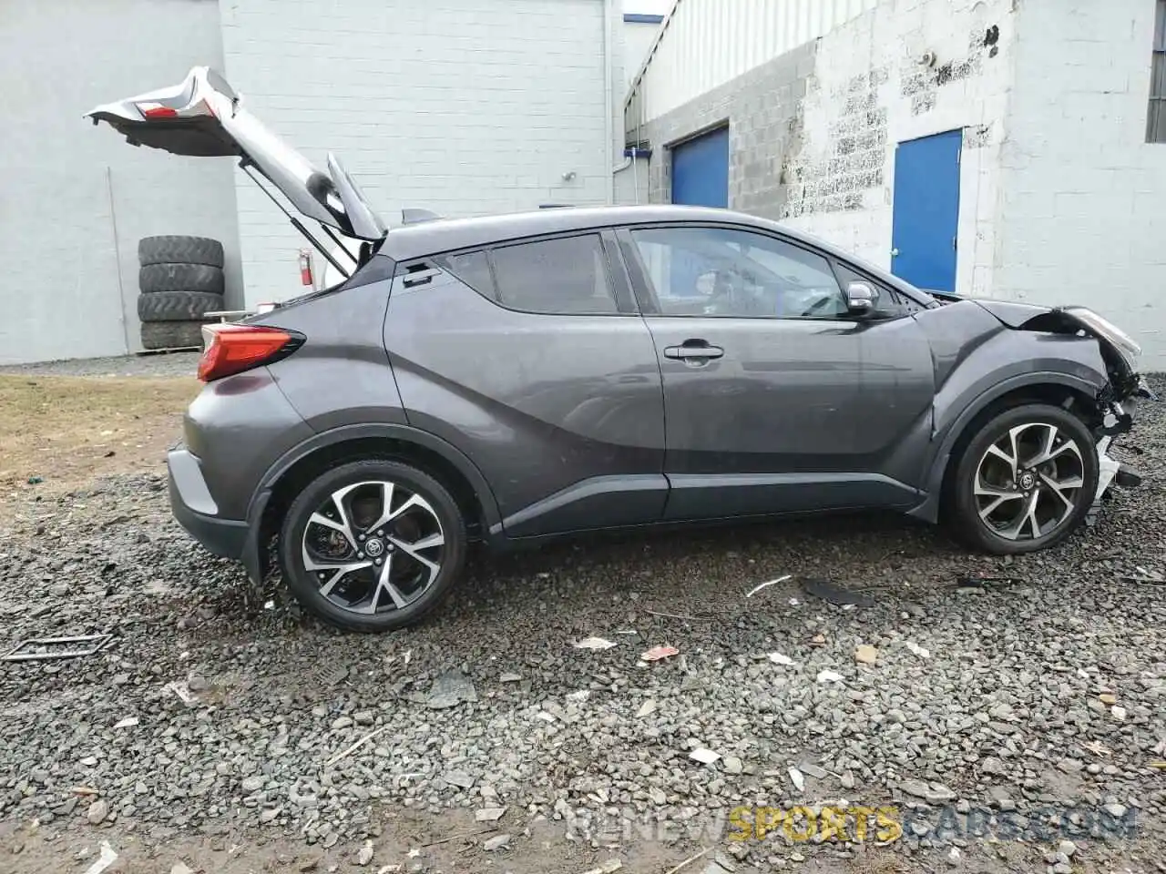 3 Photograph of a damaged car NMTKHMBX3MR125739 TOYOTA C-HR 2021