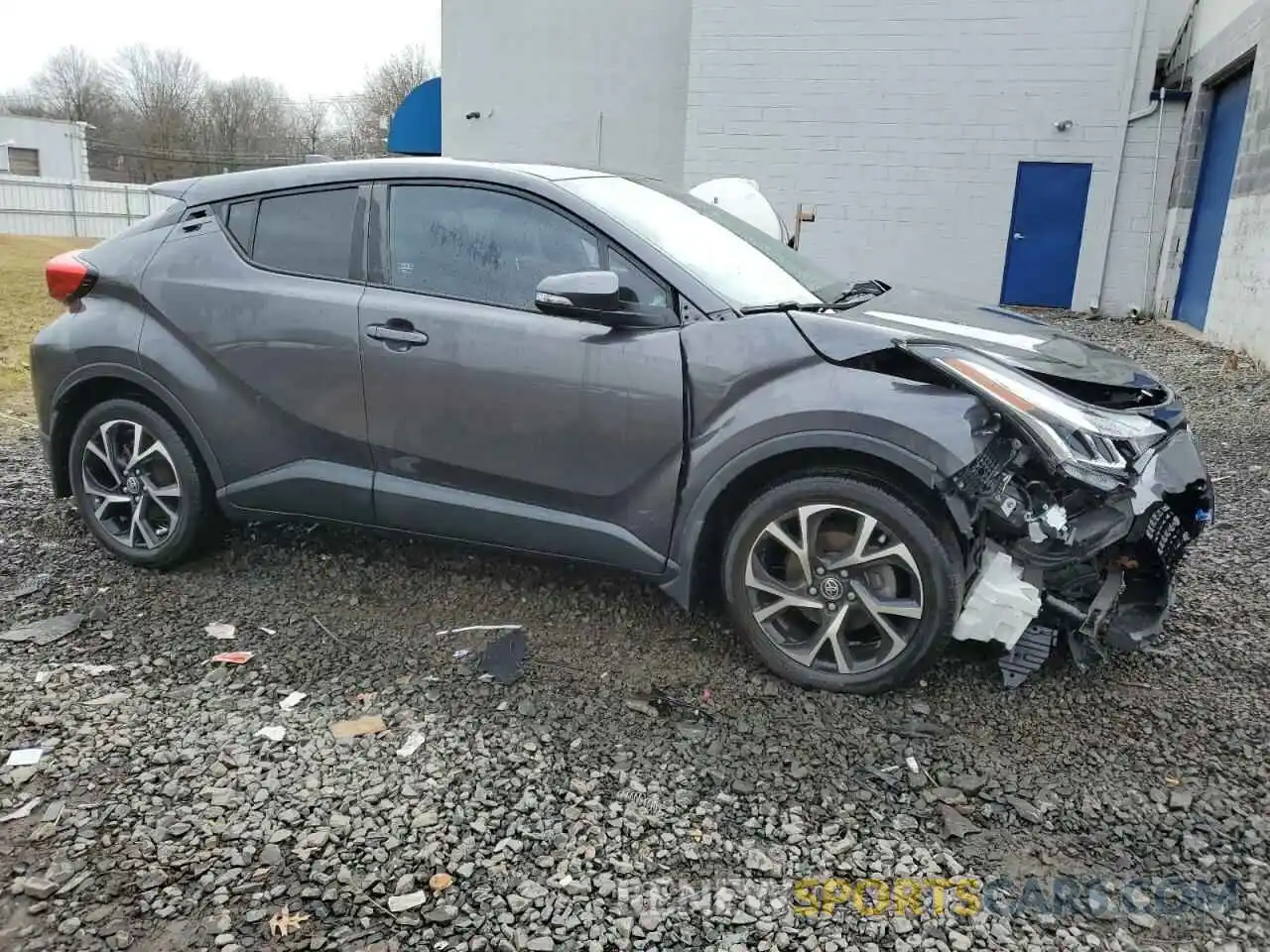 4 Photograph of a damaged car NMTKHMBX3MR125739 TOYOTA C-HR 2021