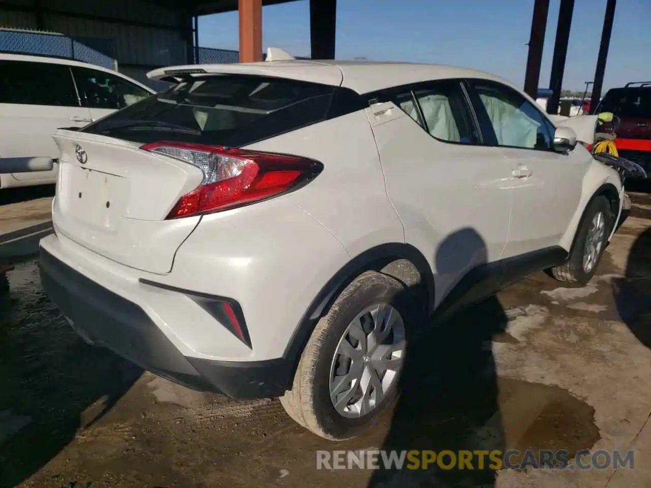 4 Photograph of a damaged car NMTKHMBX3MR130844 TOYOTA C-HR 2021