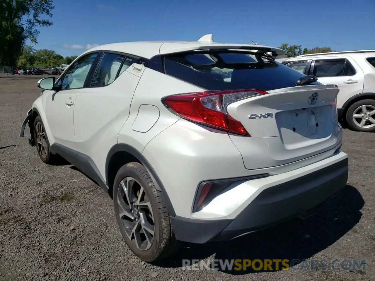 3 Photograph of a damaged car NMTKHMBX3MR131931 TOYOTA C-HR 2021