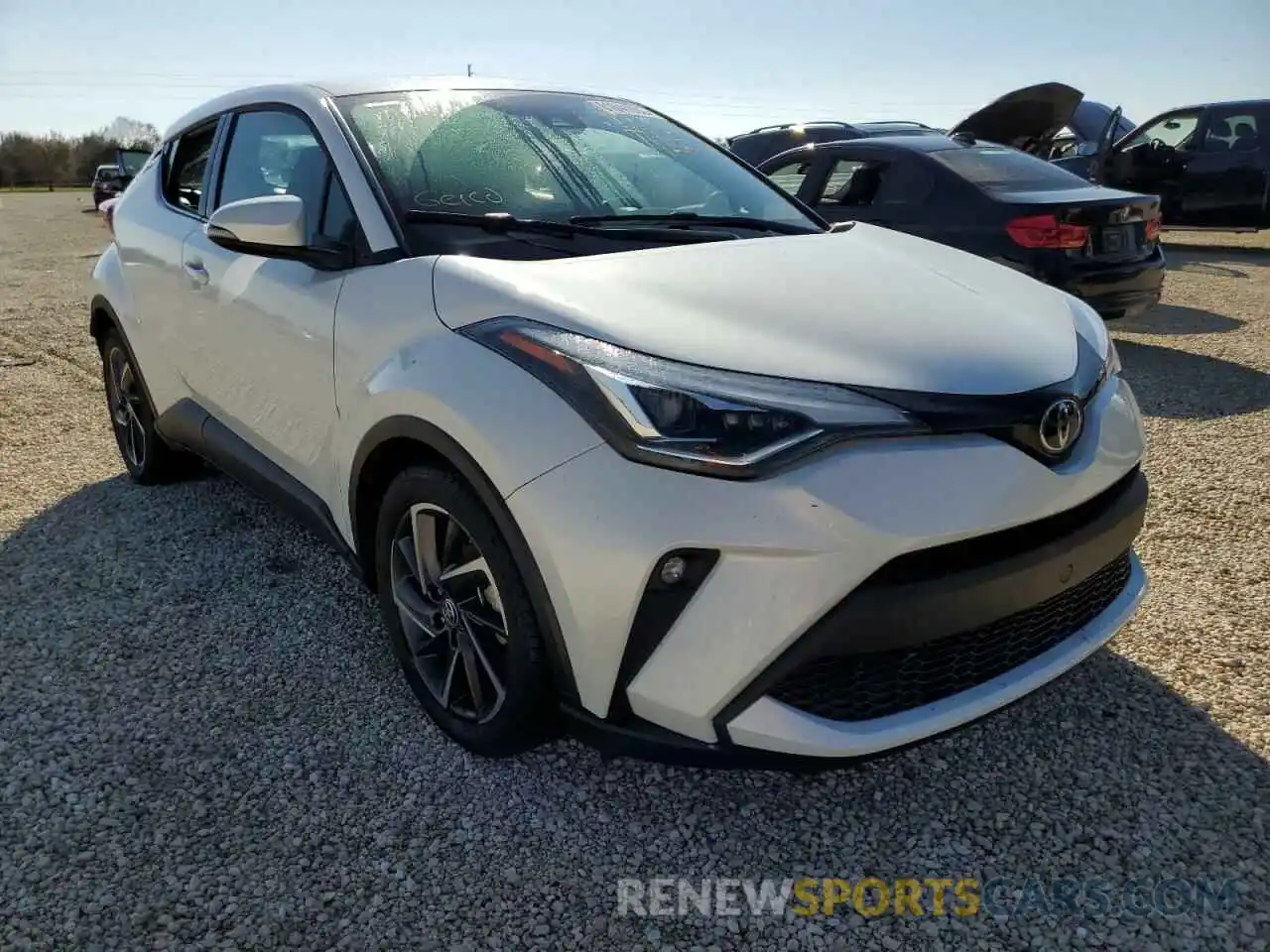 1 Photograph of a damaged car NMTKHMBX3MR137437 TOYOTA C-HR 2021