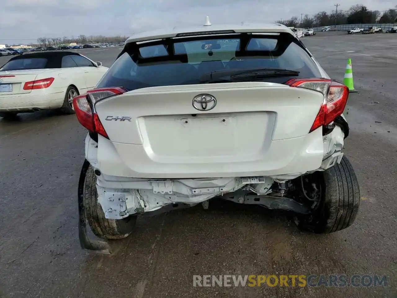 6 Photograph of a damaged car NMTKHMBX4MR130710 TOYOTA C-HR 2021