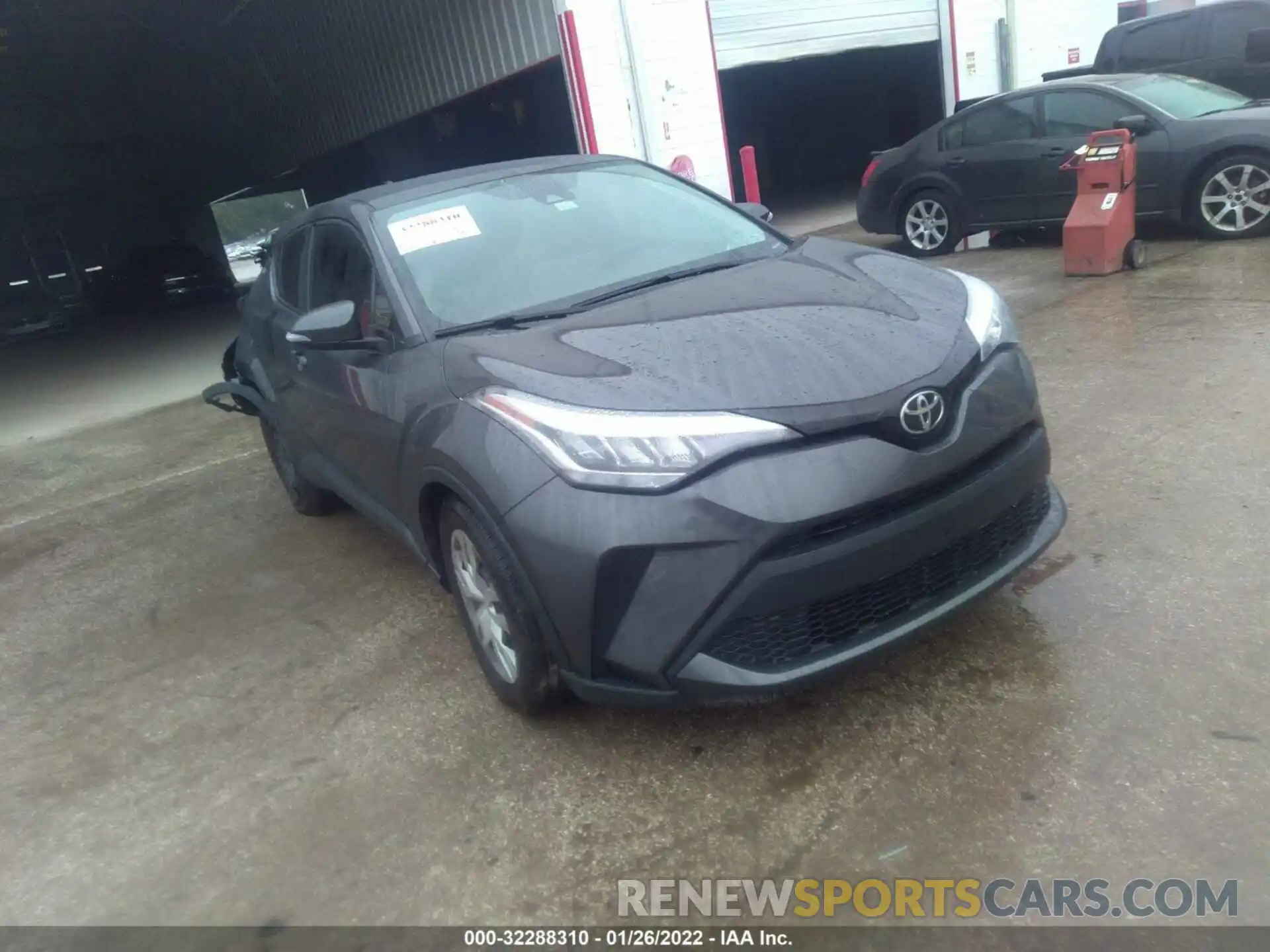 1 Photograph of a damaged car NMTKHMBX5MR128173 TOYOTA C-HR 2021