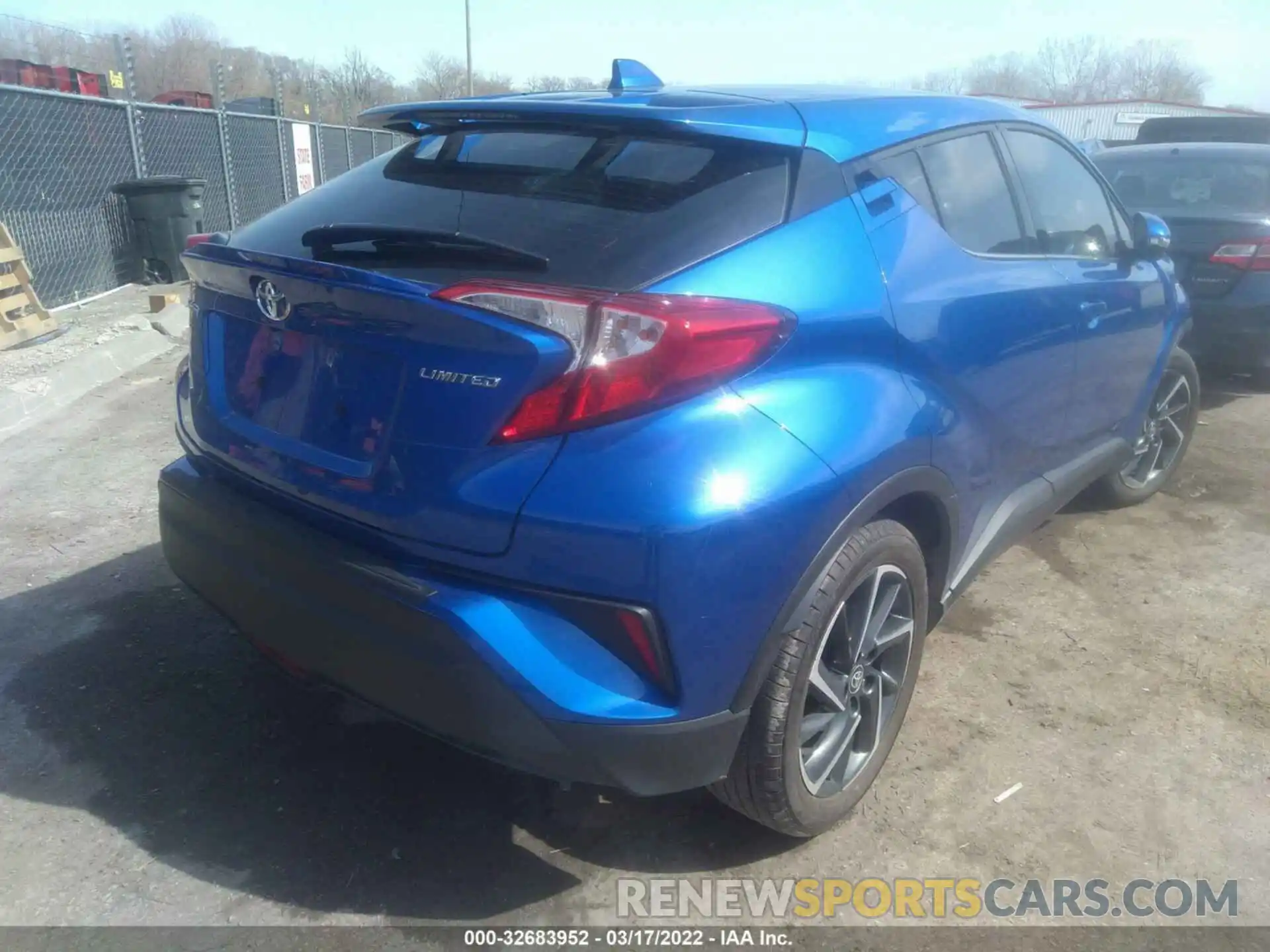 4 Photograph of a damaged car NMTKHMBX5MR131090 TOYOTA C-HR 2021