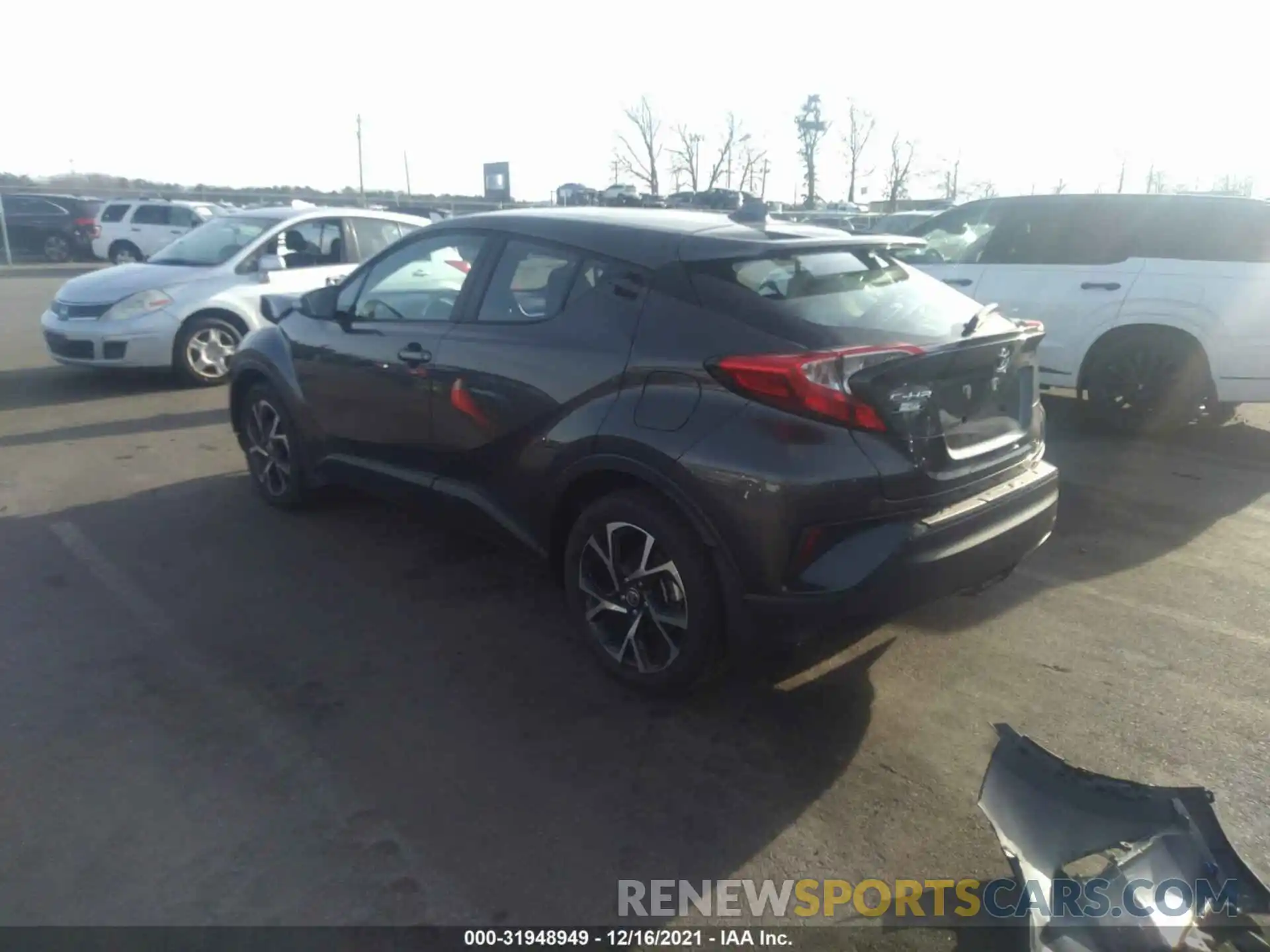 3 Photograph of a damaged car NMTKHMBX5MR132885 TOYOTA C-HR 2021