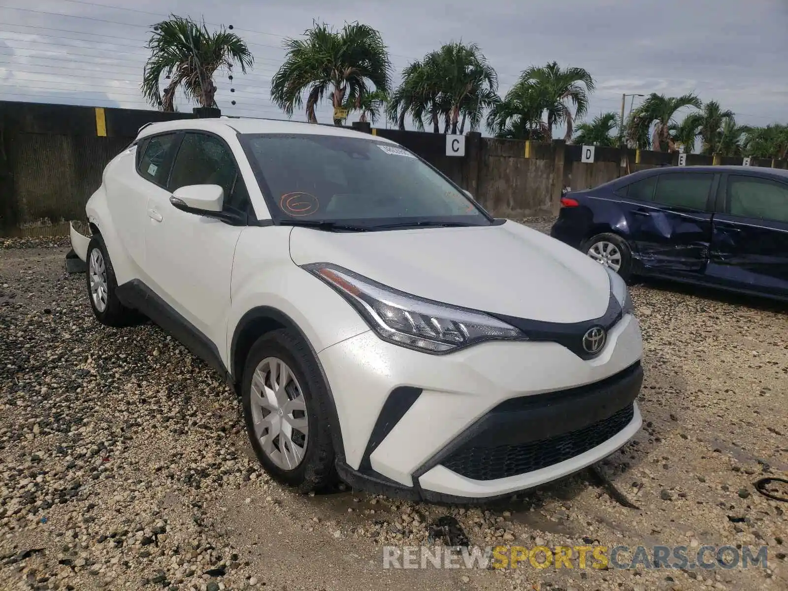 1 Photograph of a damaged car NMTKHMBX6MR123743 TOYOTA C-HR 2021