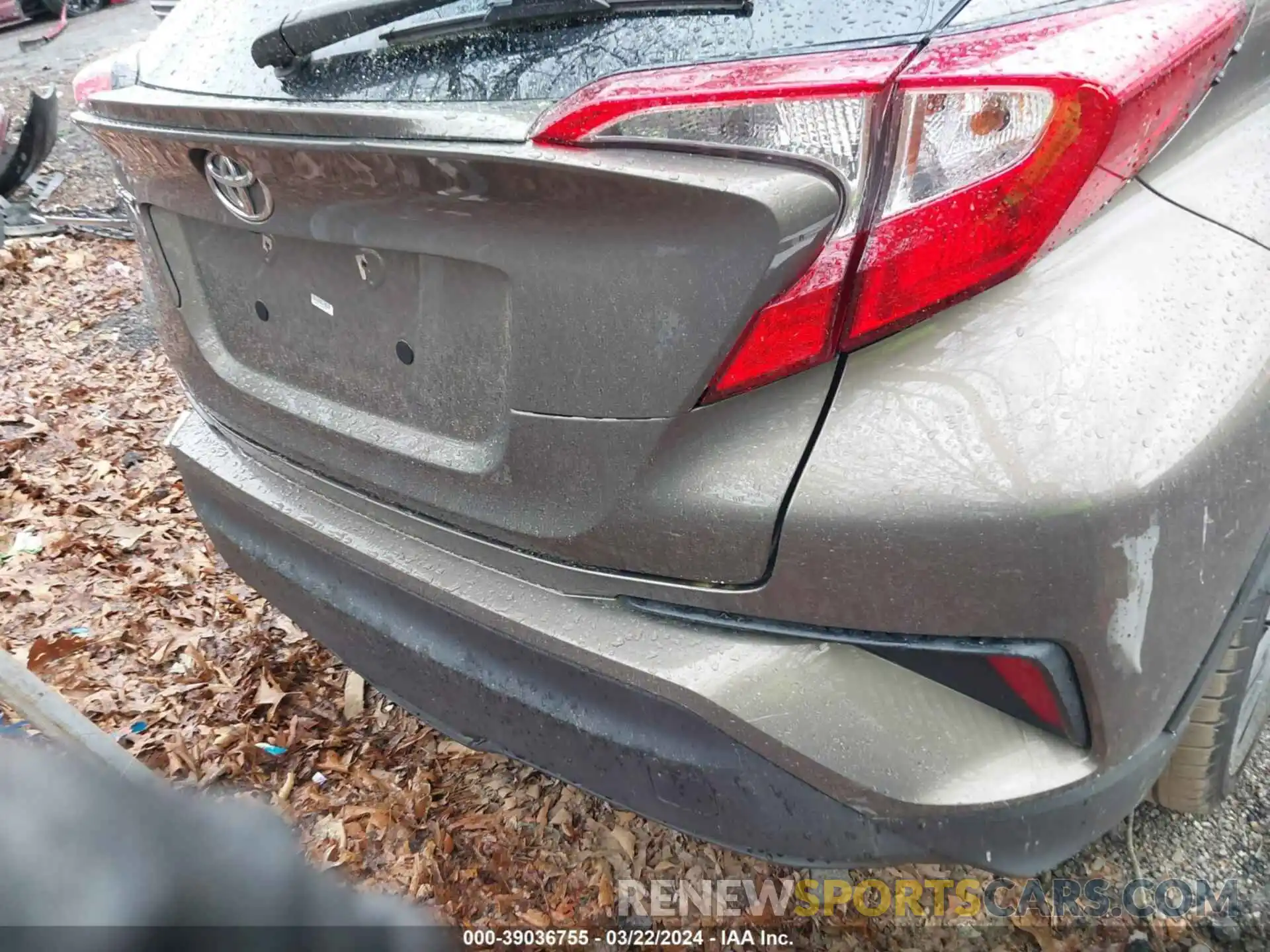 16 Photograph of a damaged car NMTKHMBX6MR124164 TOYOTA C-HR 2021