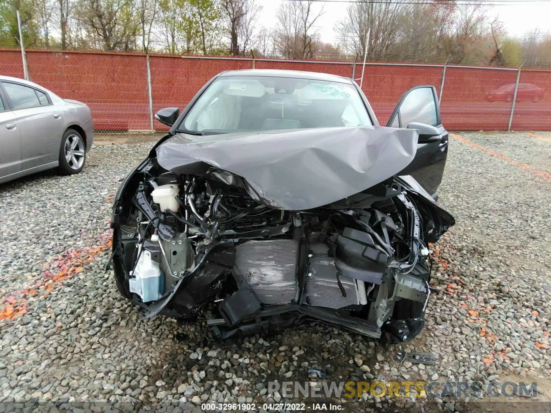 6 Photograph of a damaged car NMTKHMBX6MR126495 TOYOTA C-HR 2021