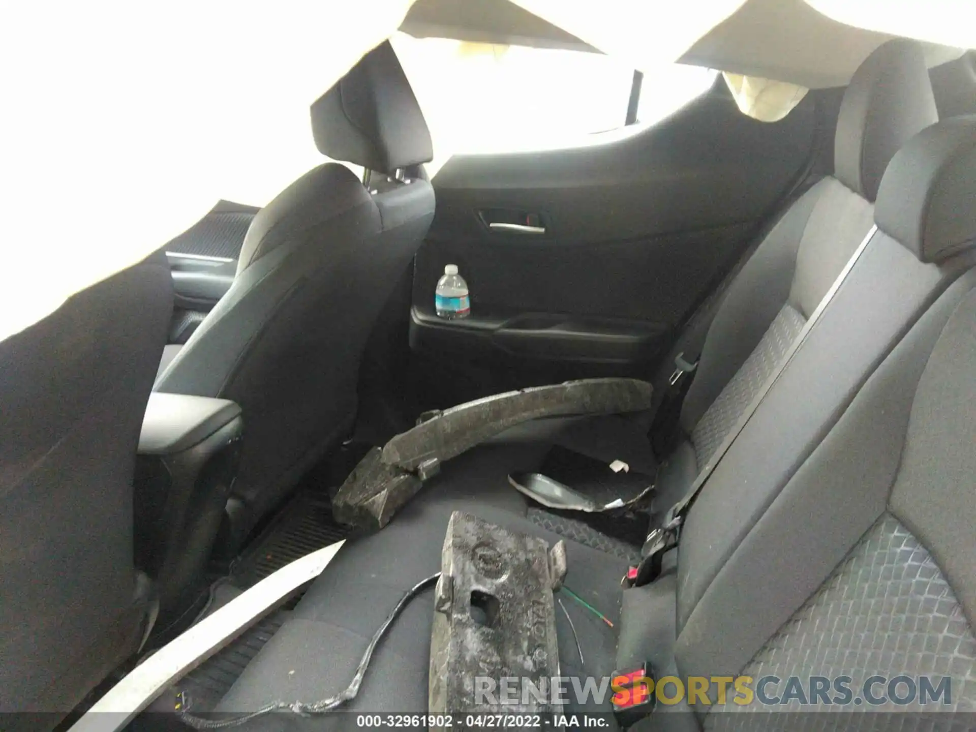 8 Photograph of a damaged car NMTKHMBX6MR126495 TOYOTA C-HR 2021