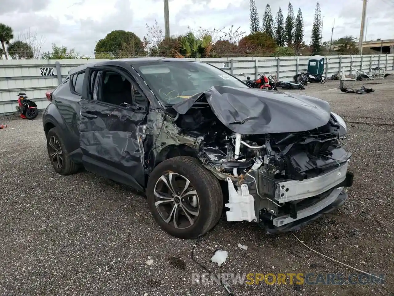 1 Photograph of a damaged car NMTKHMBX6MR128232 TOYOTA C-HR 2021