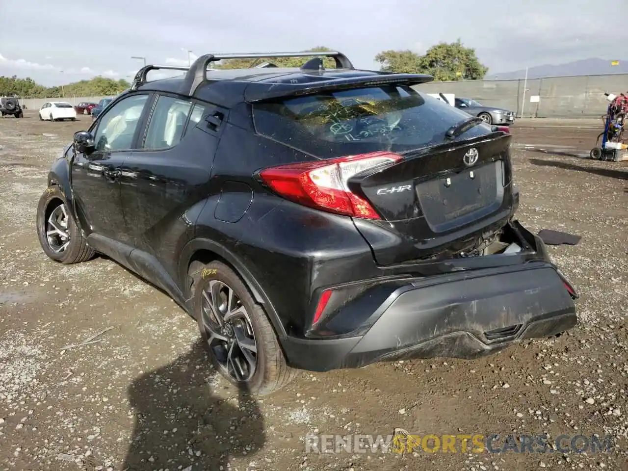 3 Photograph of a damaged car NMTKHMBX6MR129624 TOYOTA C-HR 2021