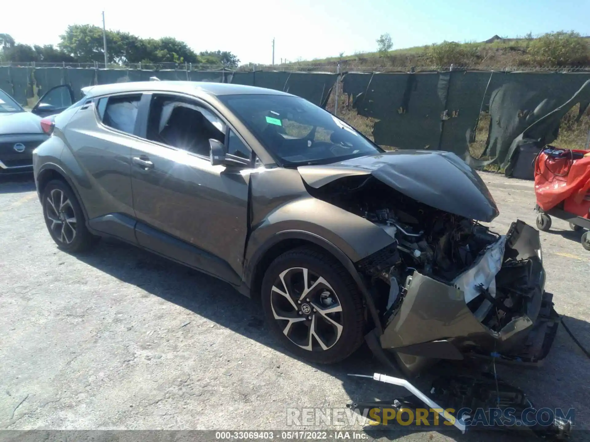 1 Photograph of a damaged car NMTKHMBX6MR136444 TOYOTA C-HR 2021