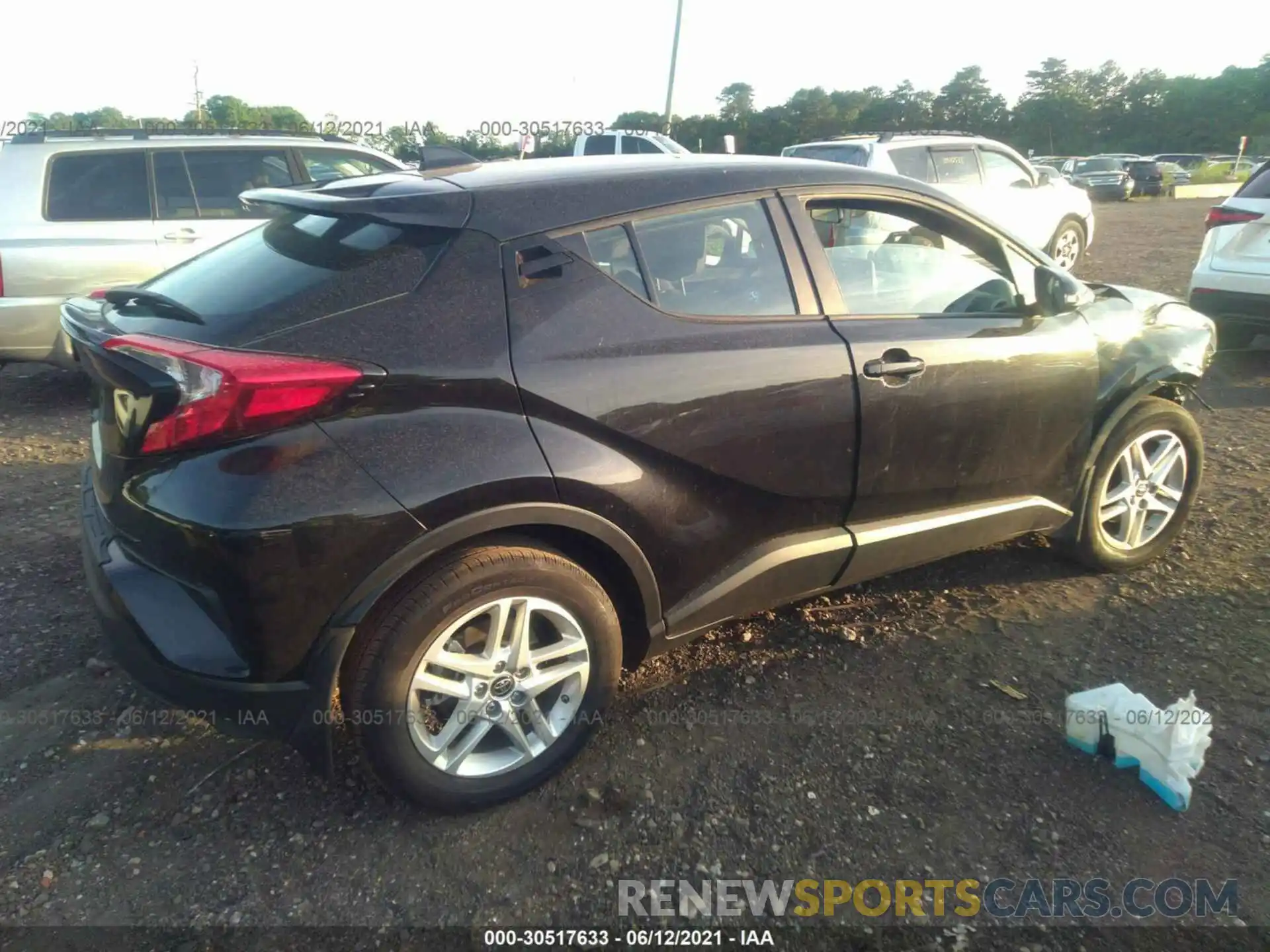 4 Photograph of a damaged car NMTKHMBX7MR119748 TOYOTA C-HR 2021