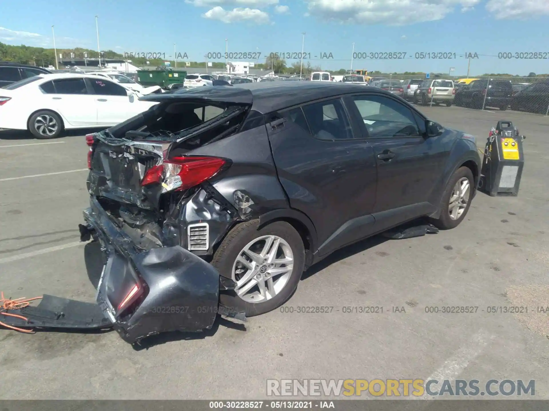 4 Photograph of a damaged car NMTKHMBX7MR122553 TOYOTA C-HR 2021