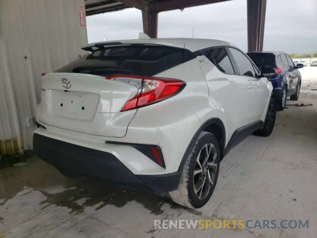 4 Photograph of a damaged car NMTKHMBX7MR124030 TOYOTA C-HR 2021