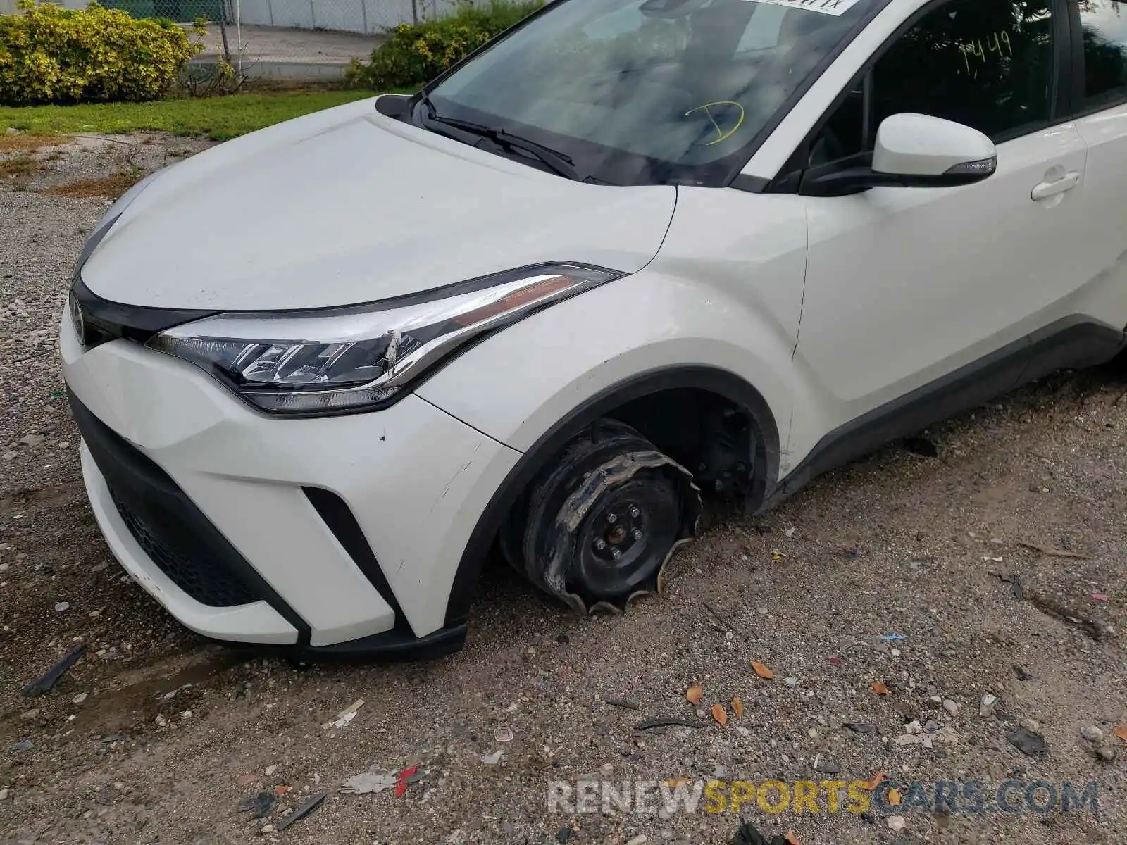 9 Фотография поврежденного автомобиля NMTKHMBX7MR127848 TOYOTA C-HR 2021