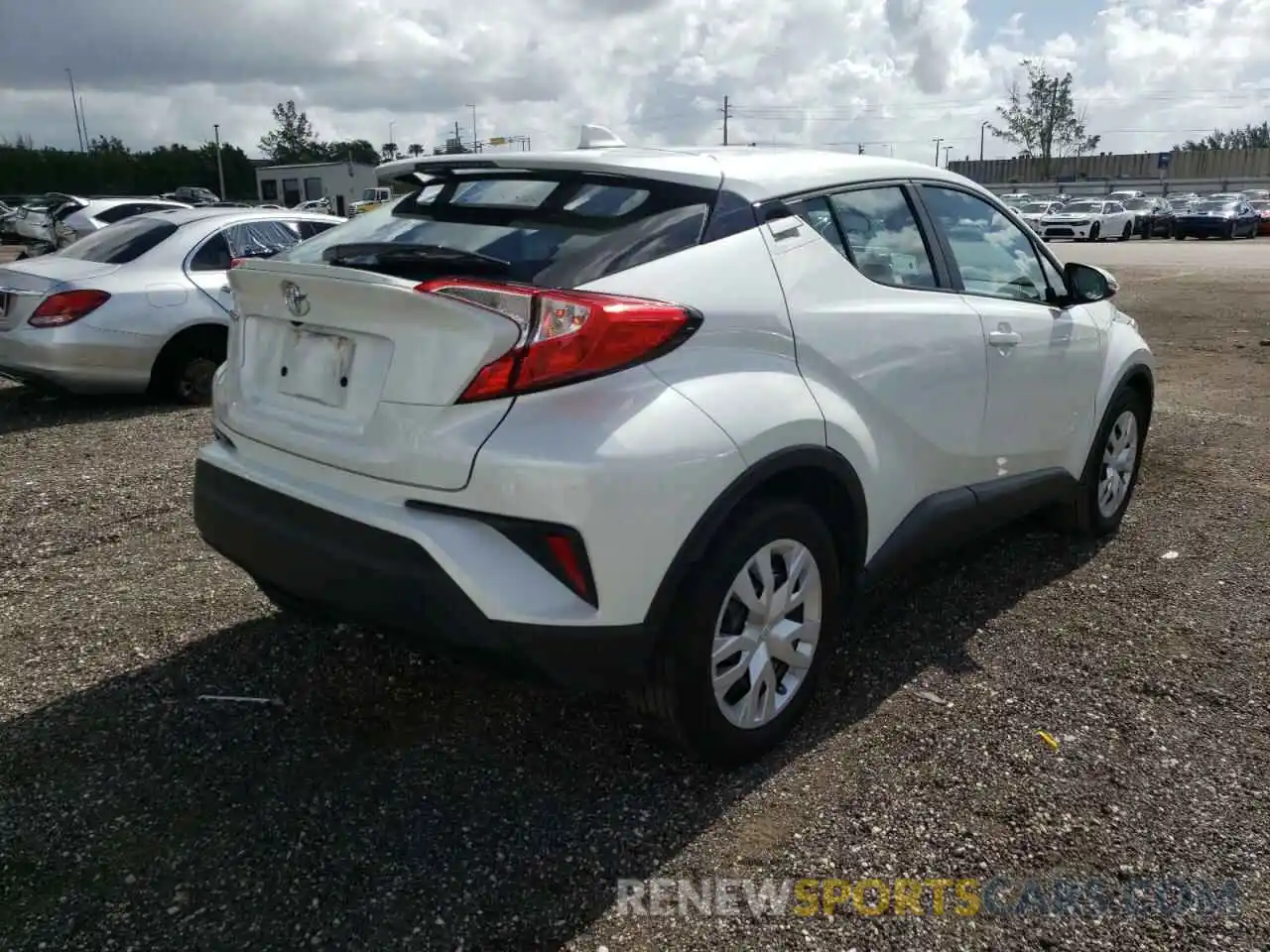 4 Photograph of a damaged car NMTKHMBX7MR129146 TOYOTA C-HR 2021