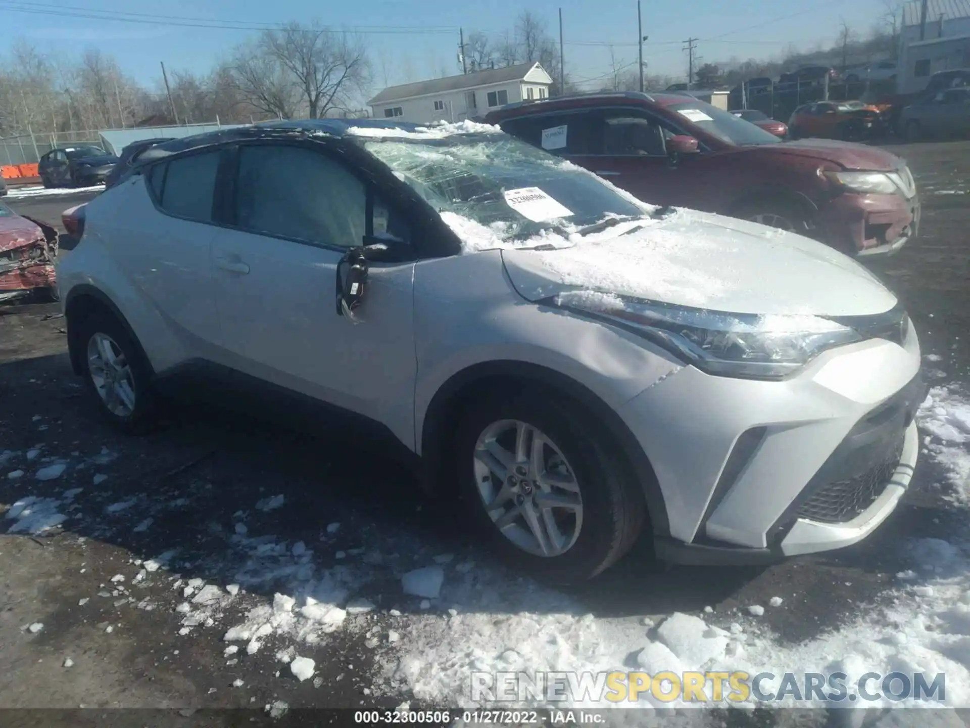 1 Photograph of a damaged car NMTKHMBX8MR124070 TOYOTA C-HR 2021