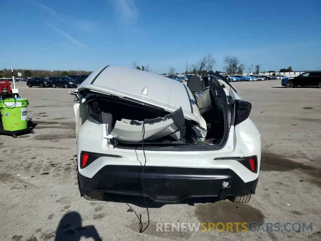 6 Photograph of a damaged car NMTKHMBX8MR124084 TOYOTA C-HR 2021