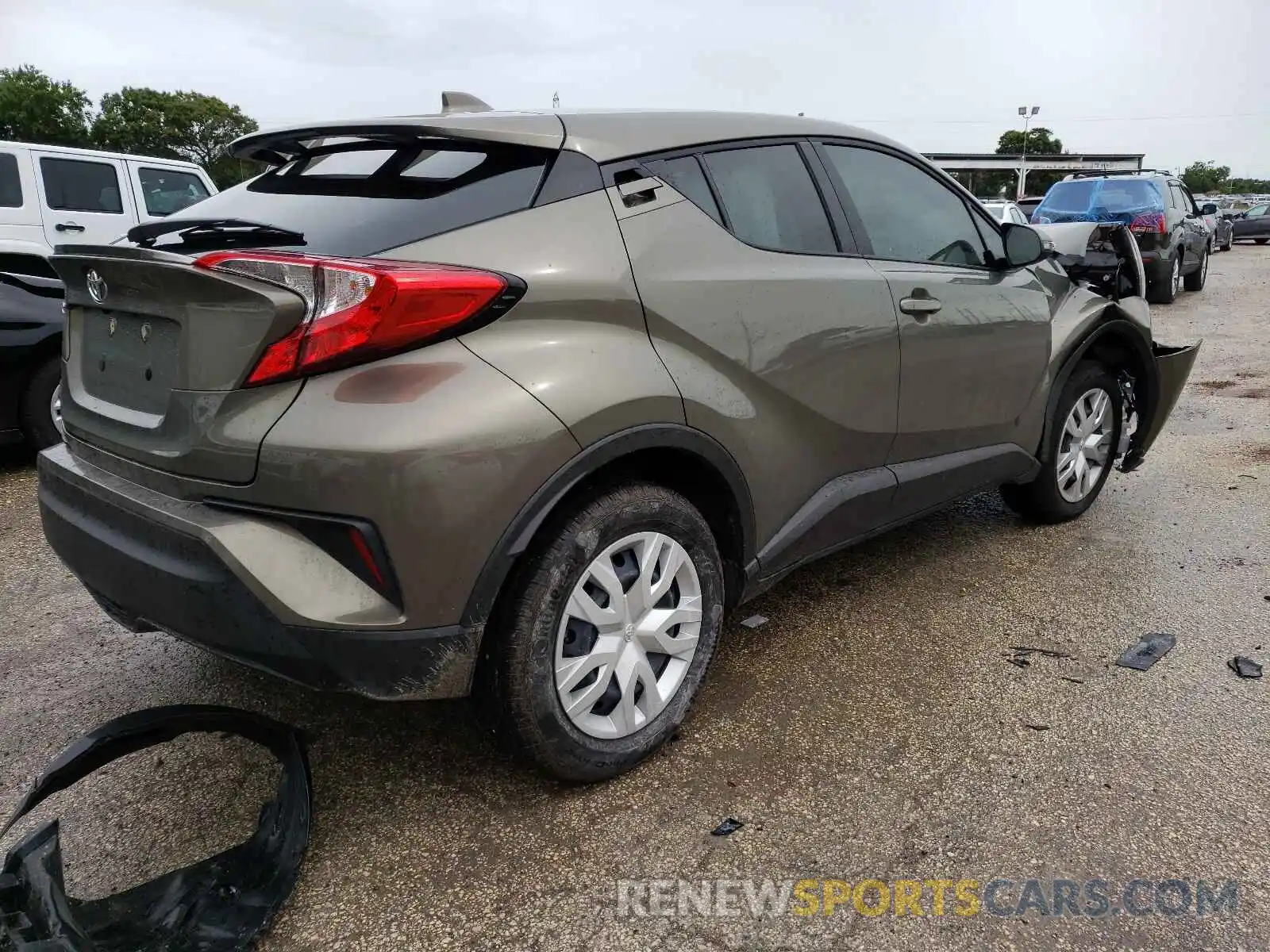 4 Photograph of a damaged car NMTKHMBX8MR127101 TOYOTA C-HR 2021