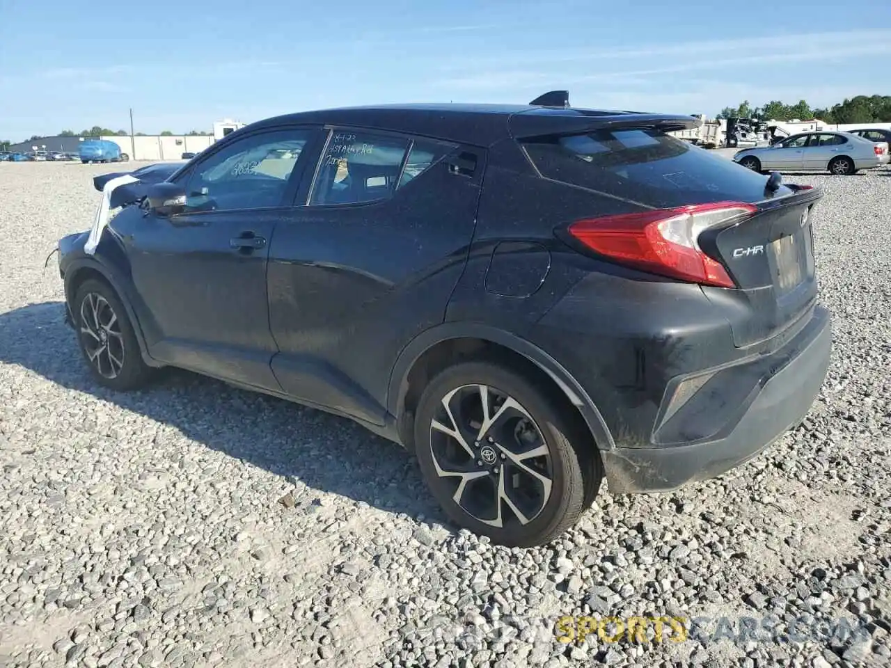 3 Photograph of a damaged car NMTKHMBX8MR131083 TOYOTA C-HR 2021