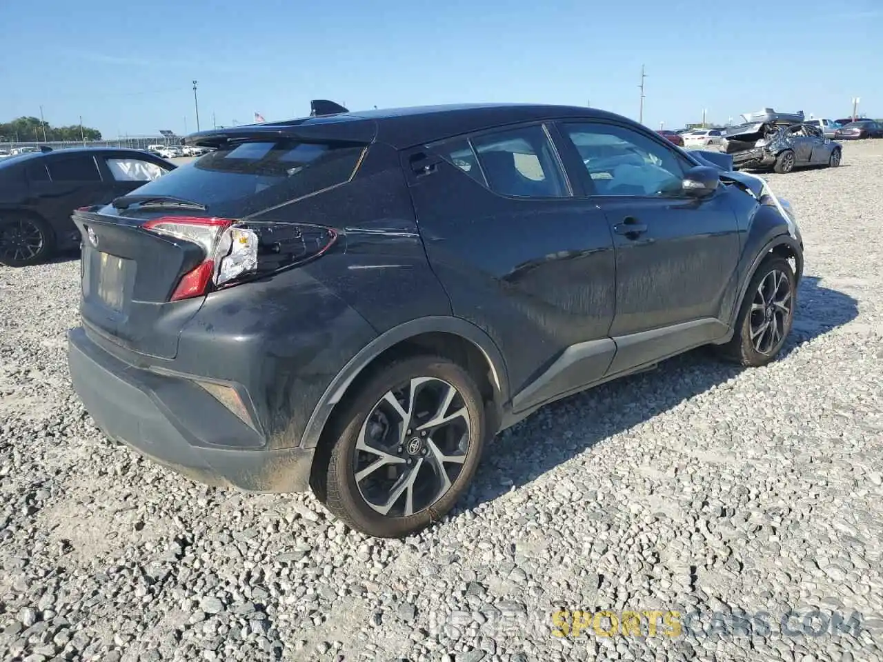 4 Photograph of a damaged car NMTKHMBX8MR131083 TOYOTA C-HR 2021