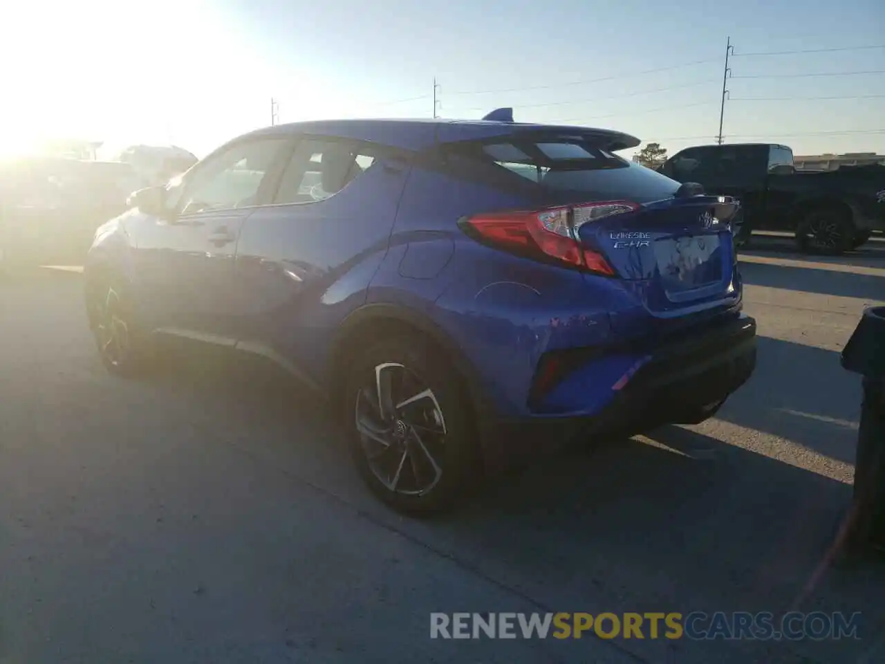 3 Photograph of a damaged car NMTKHMBX8MR131097 TOYOTA C-HR 2021