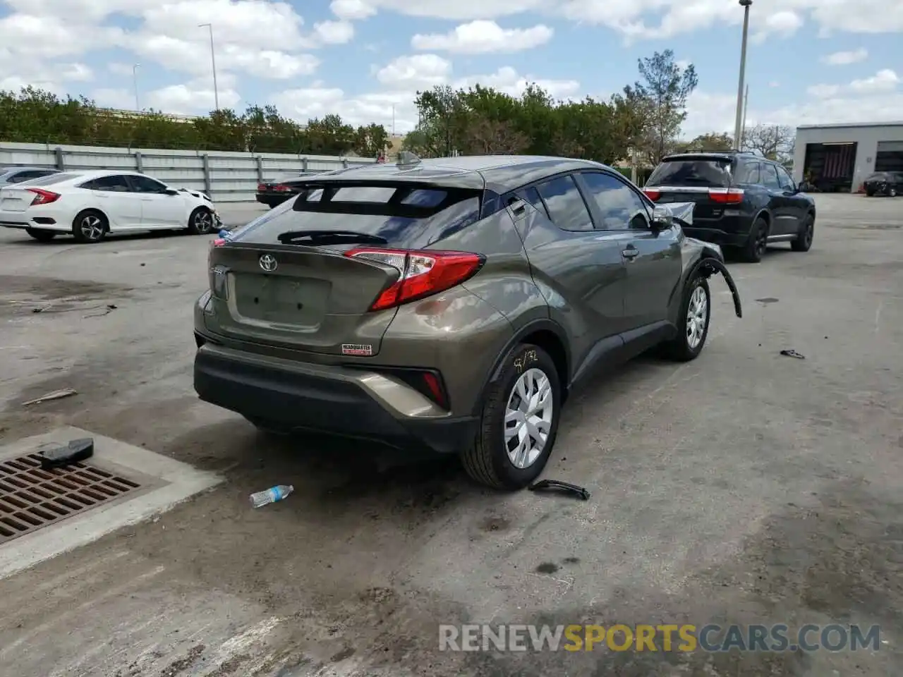 4 Photograph of a damaged car NMTKHMBX8MR134839 TOYOTA C-HR 2021