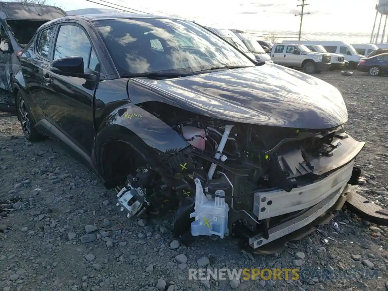 1 Photograph of a damaged car NMTKHMBX9MR121369 TOYOTA C-HR 2021