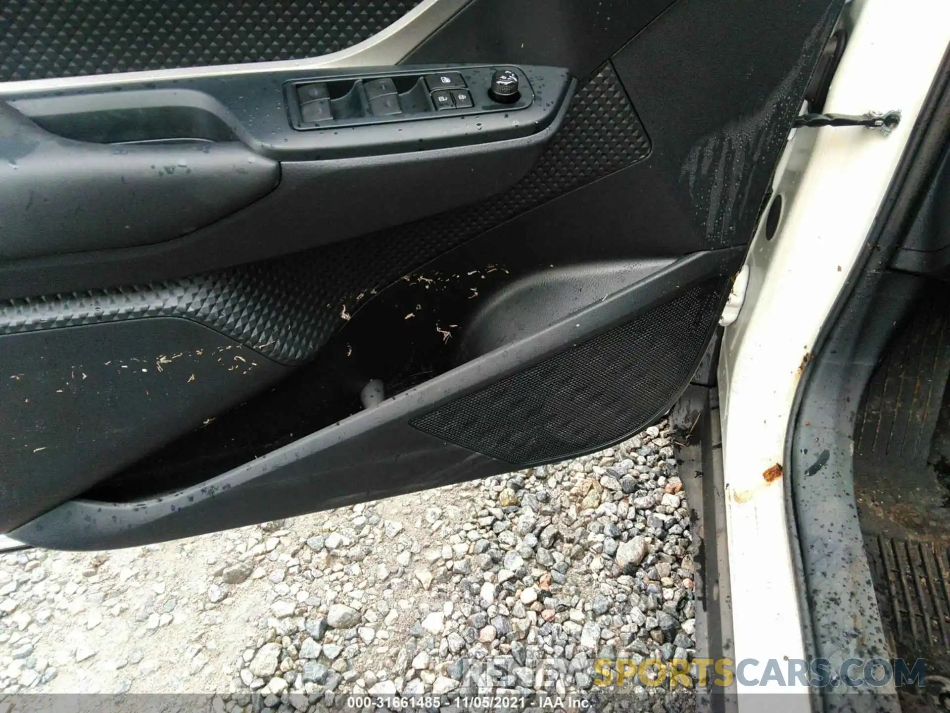 6 Photograph of a damaged car NMTKHMBX9MR125082 TOYOTA C-HR 2021