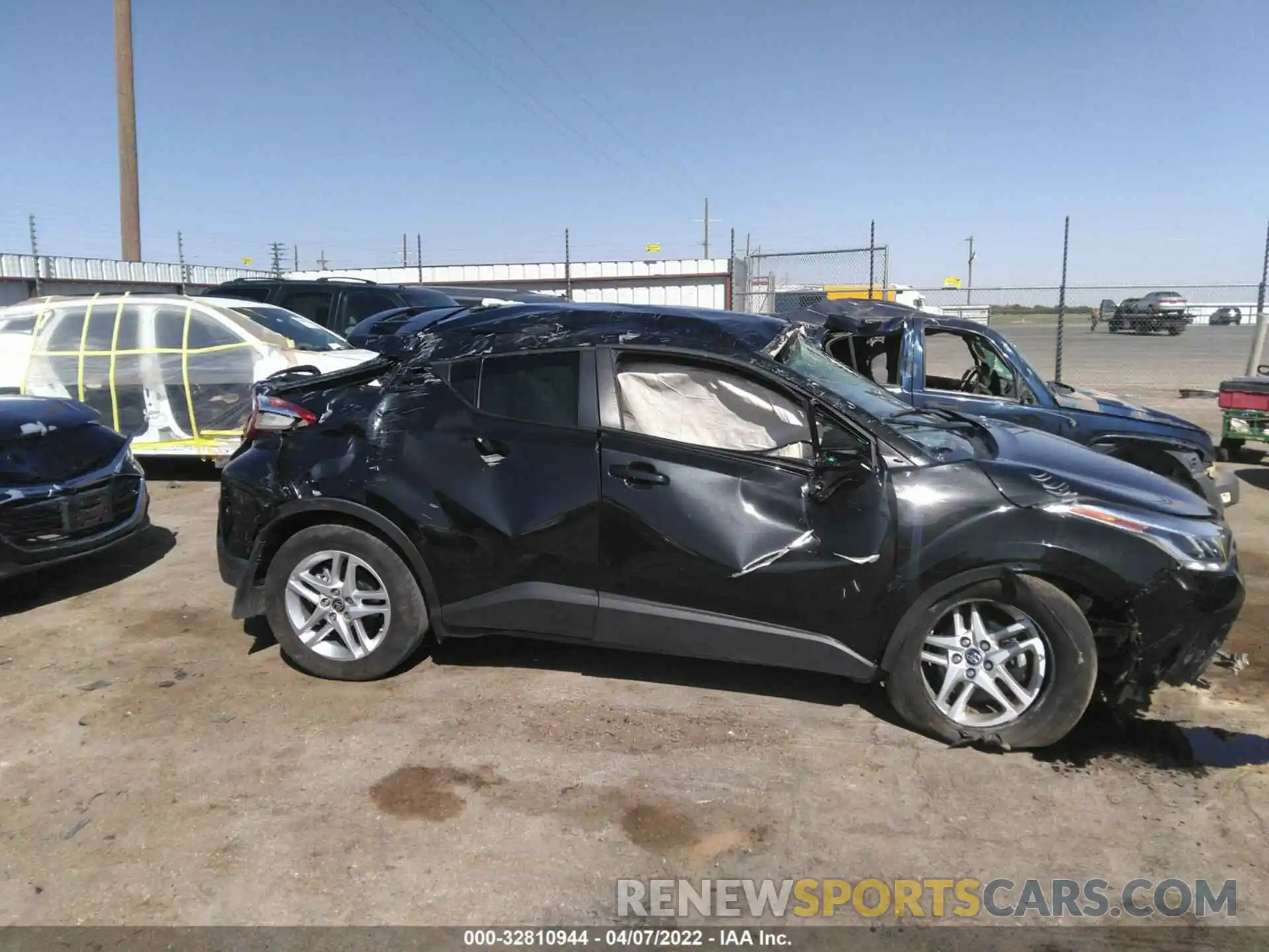 6 Photograph of a damaged car NMTKHMBX9MR125471 TOYOTA C-HR 2021