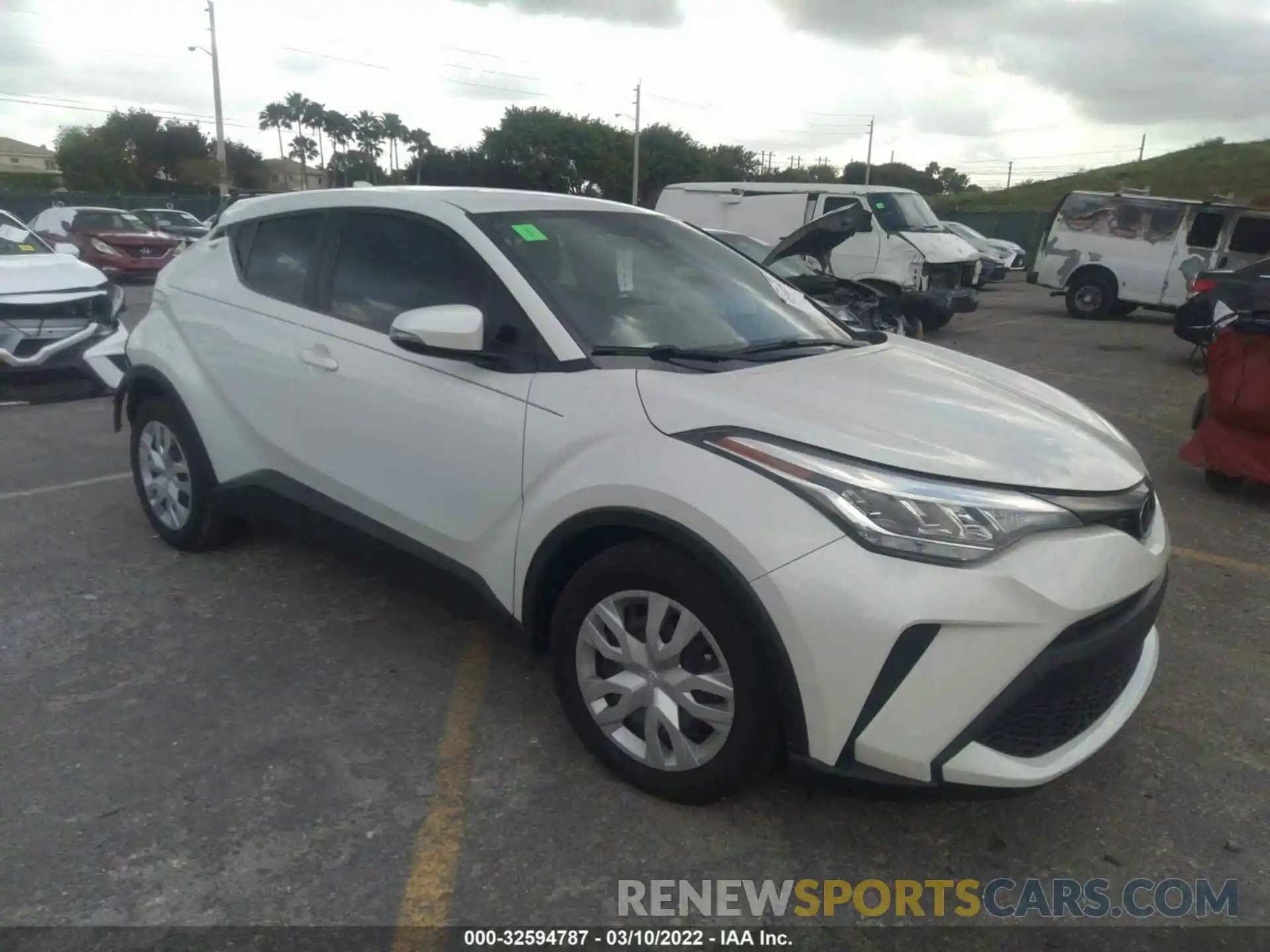 1 Photograph of a damaged car NMTKHMBXXMR120683 TOYOTA C-HR 2021