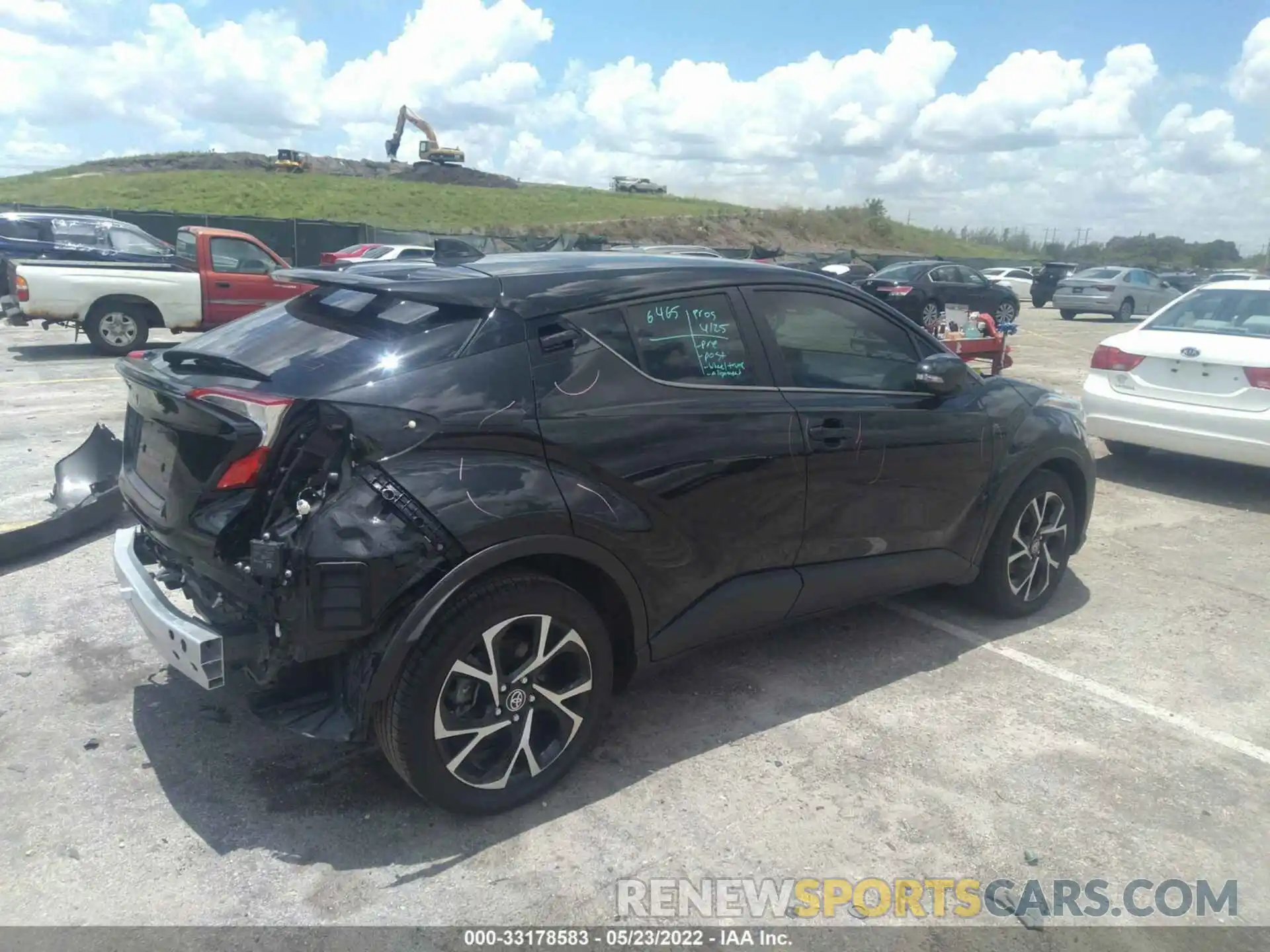 4 Photograph of a damaged car NMTKHMBXXMR121381 TOYOTA C-HR 2021