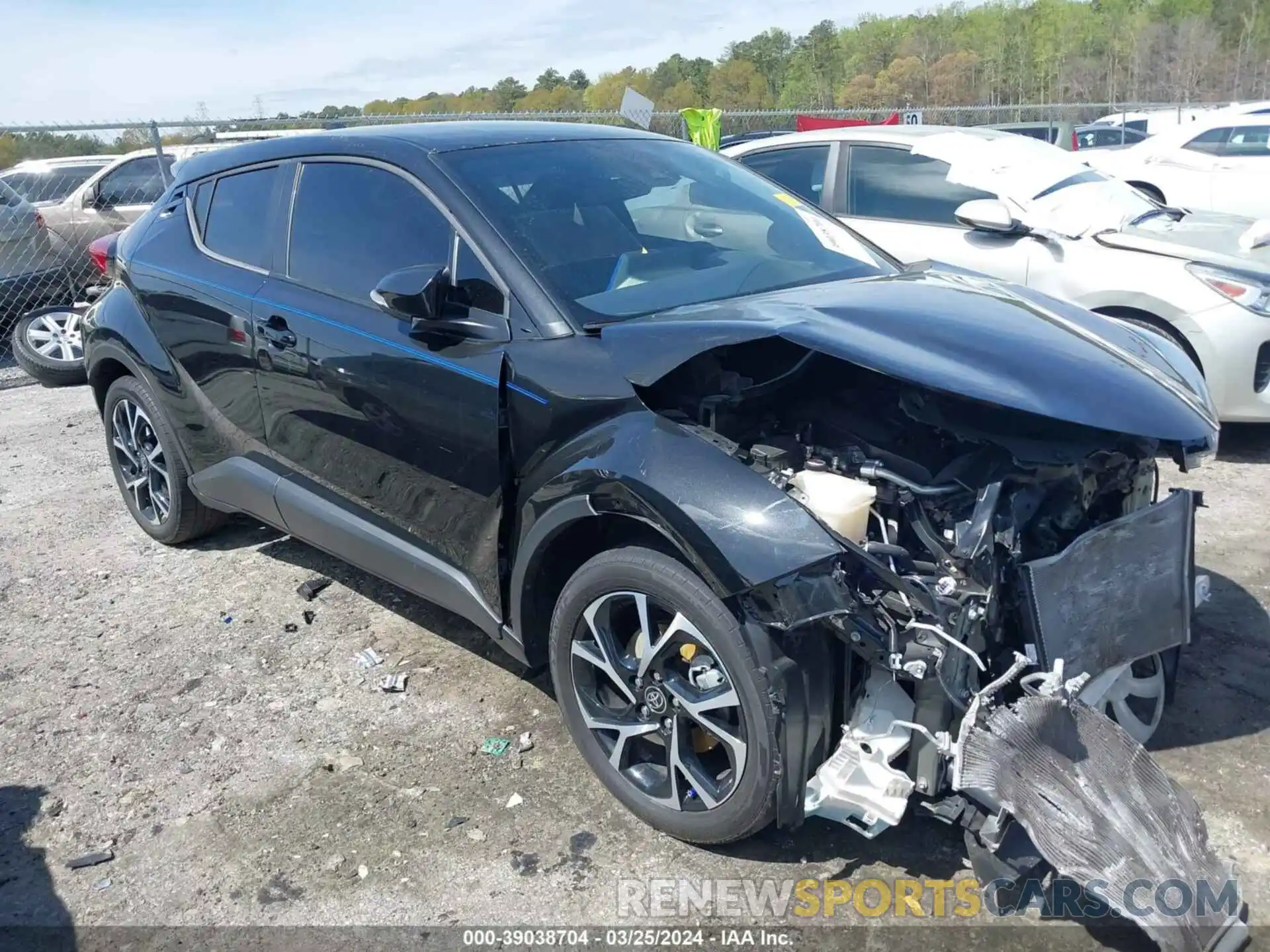 17 Photograph of a damaged car NMTKHMBXXMR121428 TOYOTA C-HR 2021