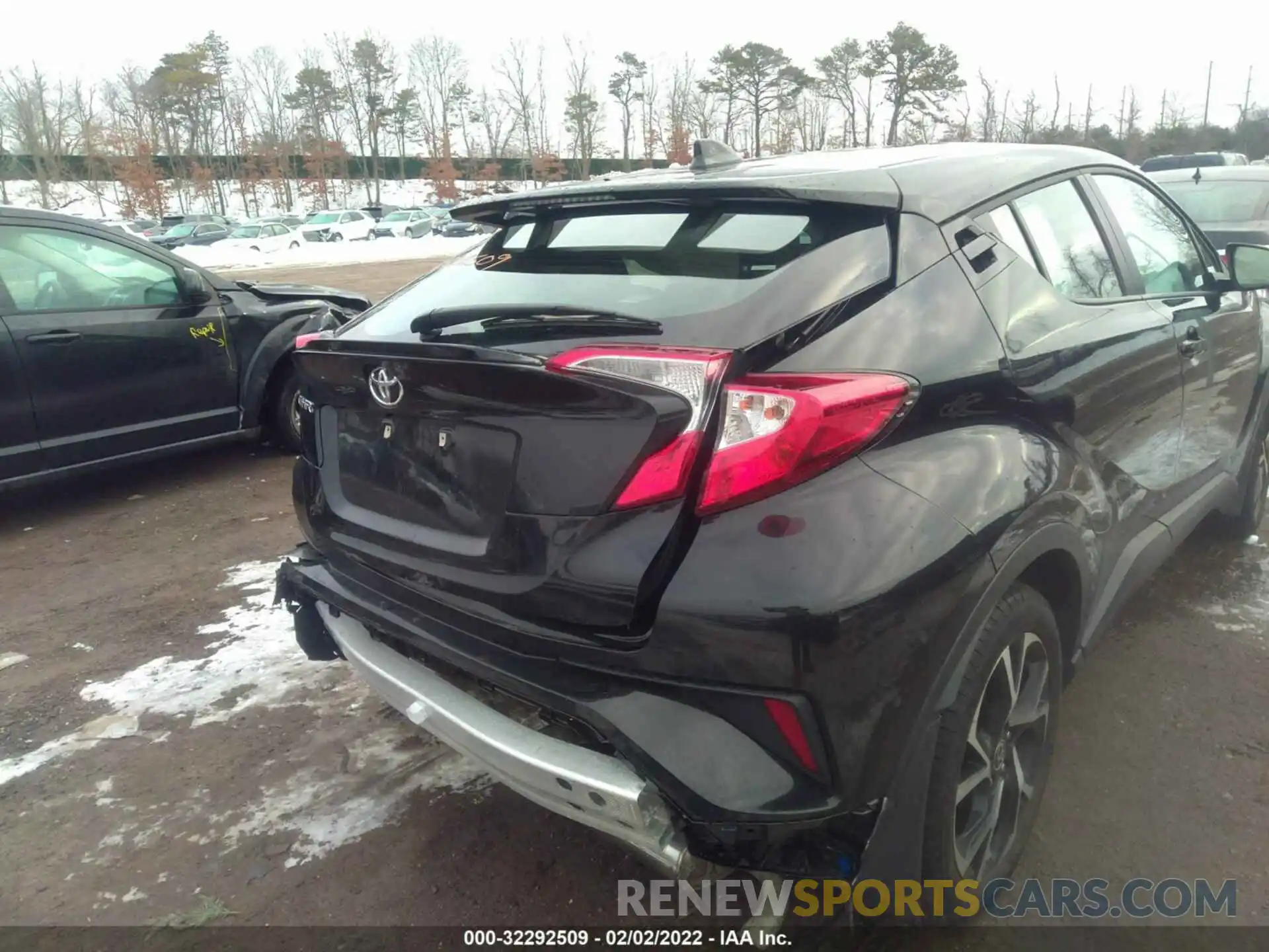 6 Photograph of a damaged car NMTKHMBXXMR122563 TOYOTA C-HR 2021