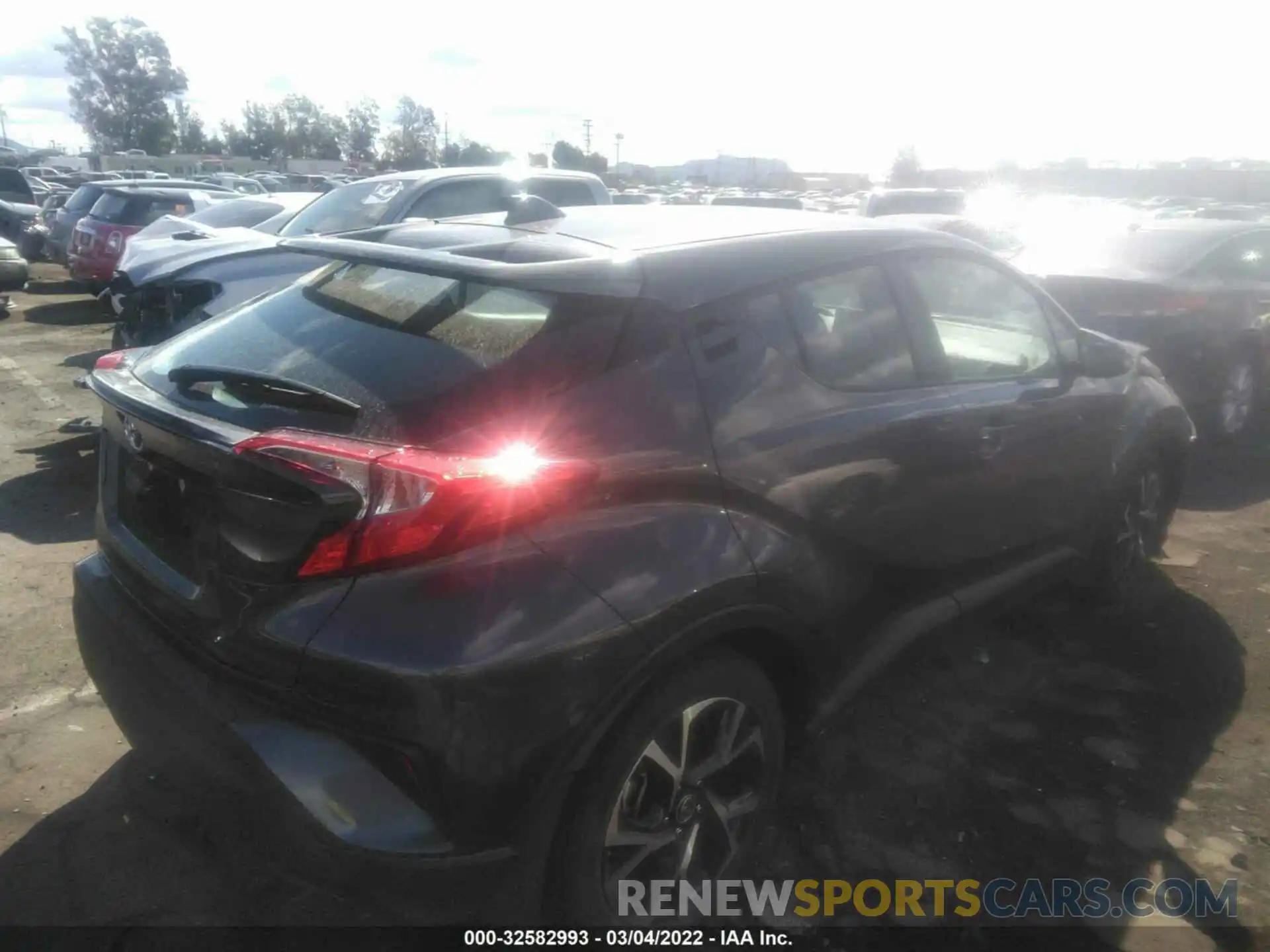 4 Photograph of a damaged car NMTKHMBXXMR136382 TOYOTA C-HR 2021