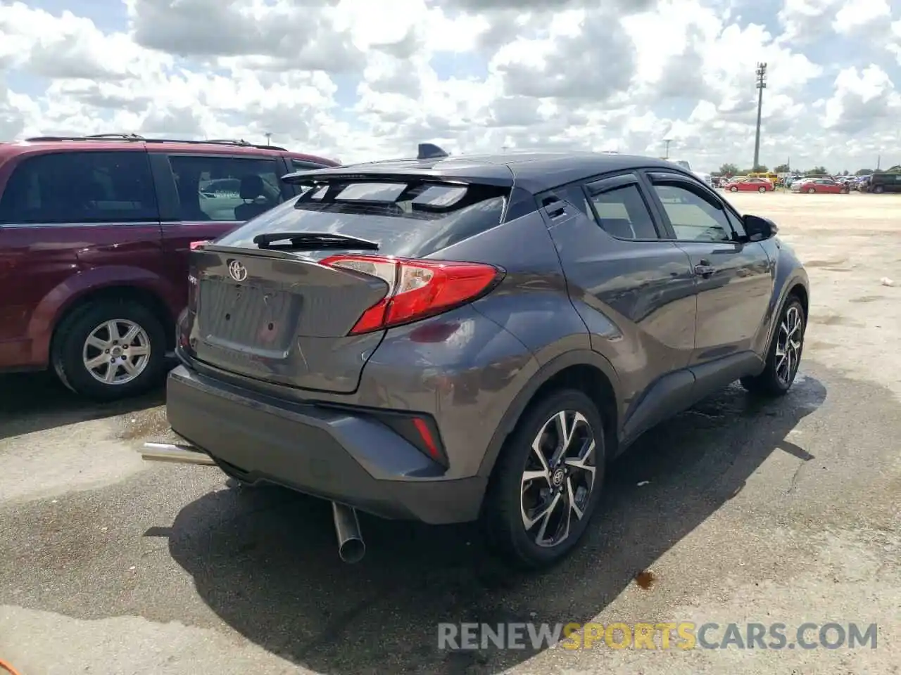 4 Photograph of a damaged car NMTKHMBX8NR140660 TOYOTA C-HR 2022